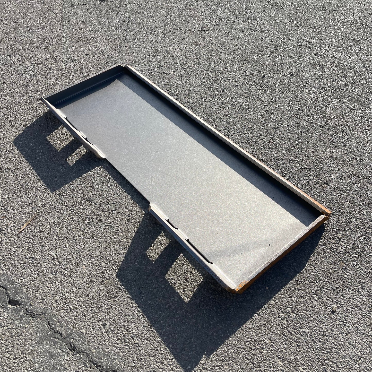 Z@ TITAN ATTACHMENTS Universal Quick-Tach Mount Plate 164100 (AS-IS, Rust)