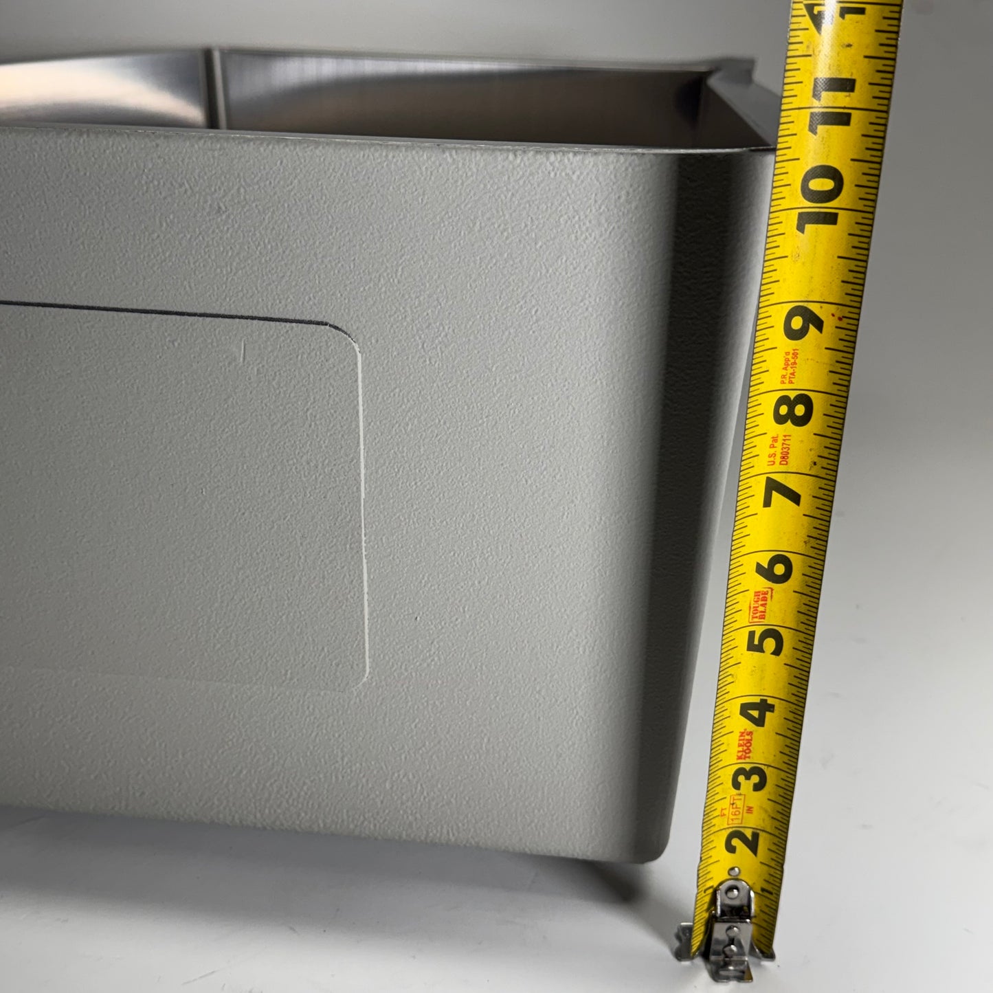 KRAUS (3 PACK) 30" Undermount Single Bowl 18 Gauge KHU100-30/18 (AS-IS, The Edge is Slightly Bent)