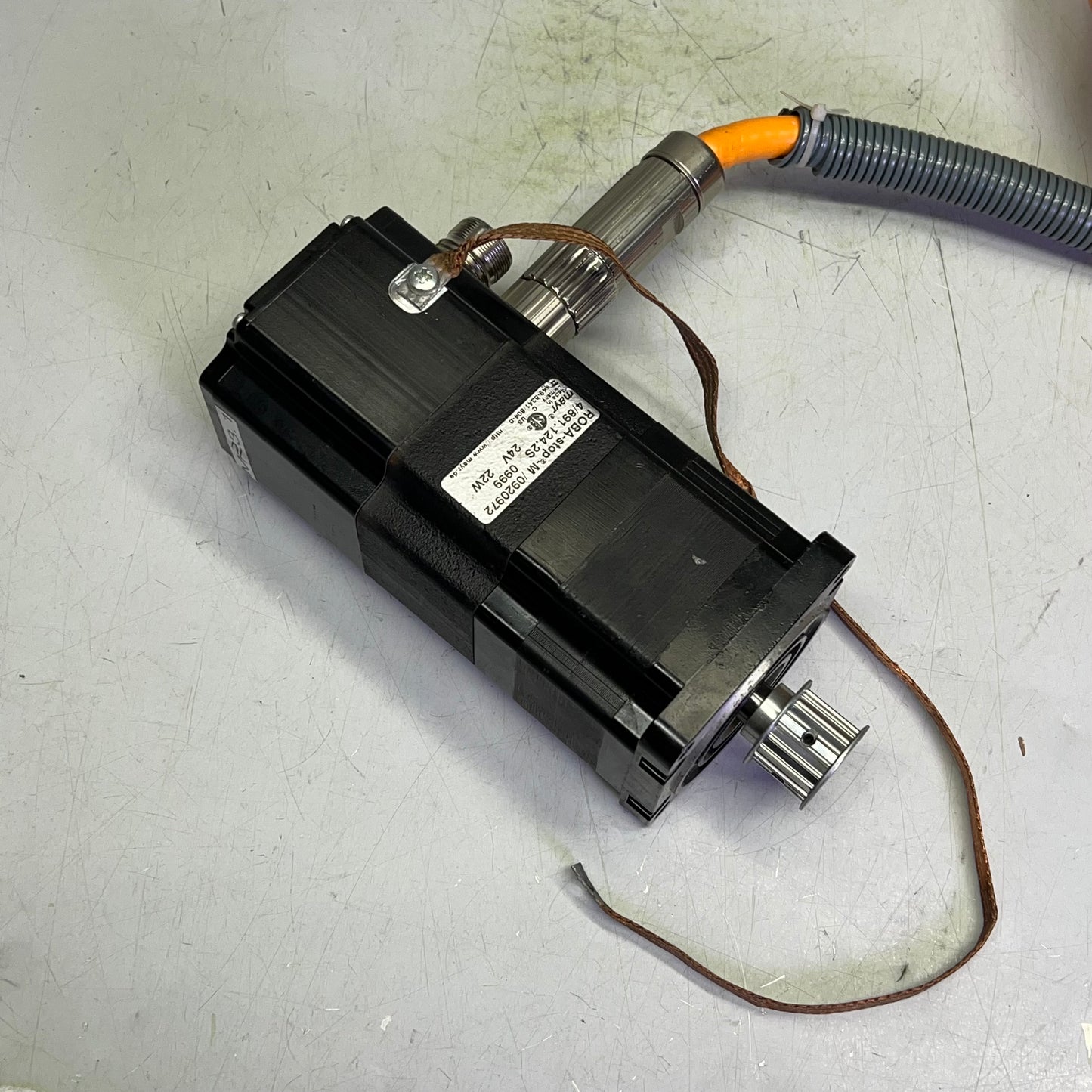 BERGER LAHR SIG Positec Stepper Motor Brake 24 VDC 6Nm 24 W SER 397/4 L 7S IC B