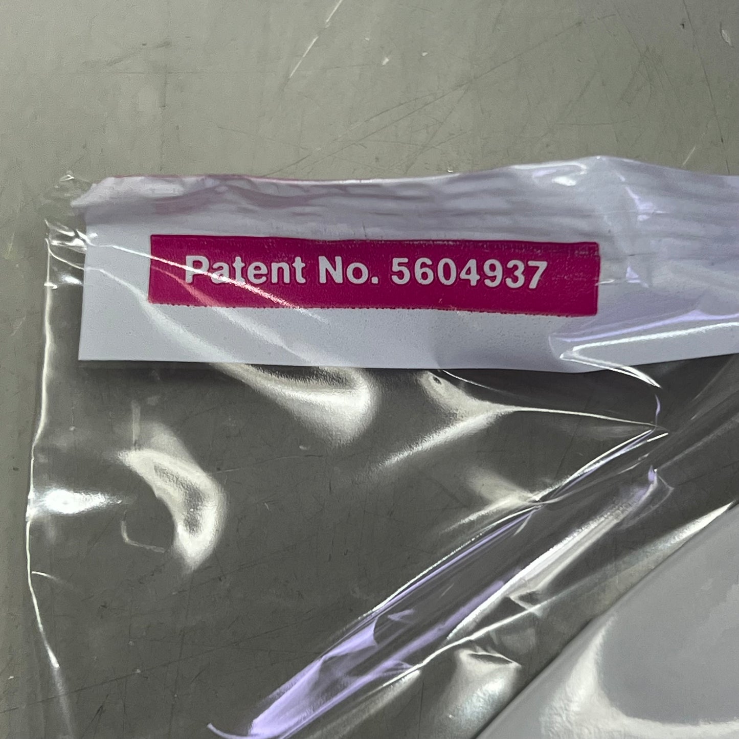 WAXIE (24 PACK) Urinal Screen Flexible Vinyl Cherry Scented One Size White W1400