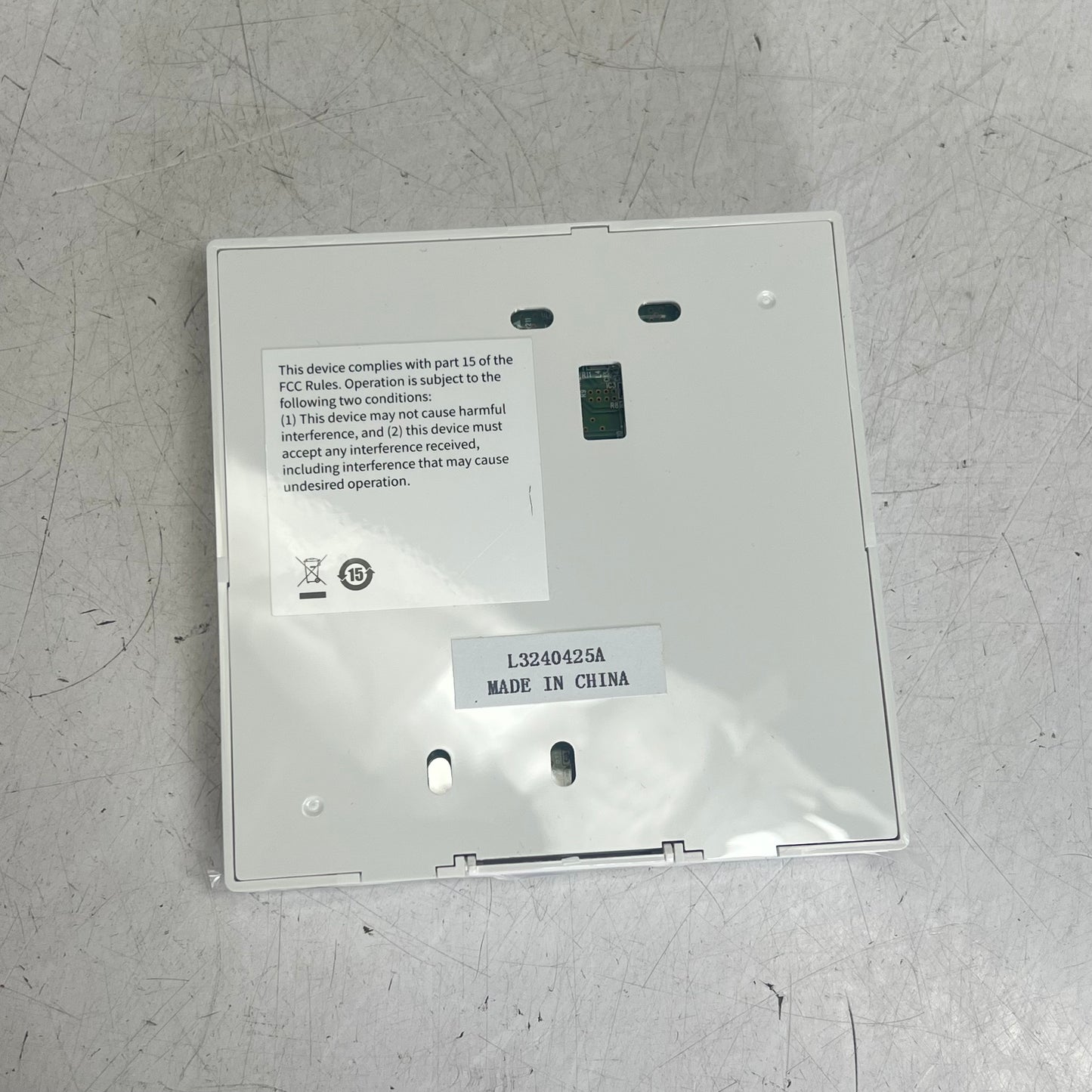 TOSHIBA Thermostat Wired Remote Controller W/ External Communication White RBC-AWSU52-UL