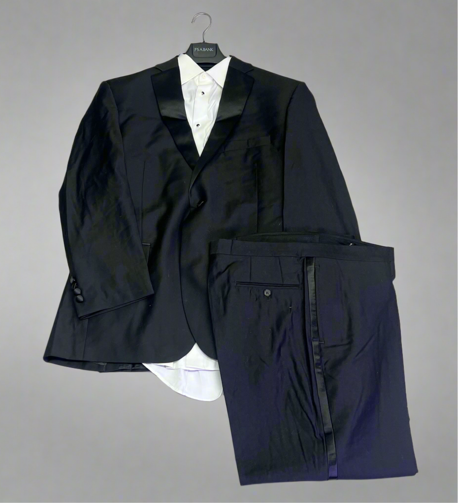 JOS A BANK Tailored Fit Button Up Suit Set  17 1/2-84 Black & White