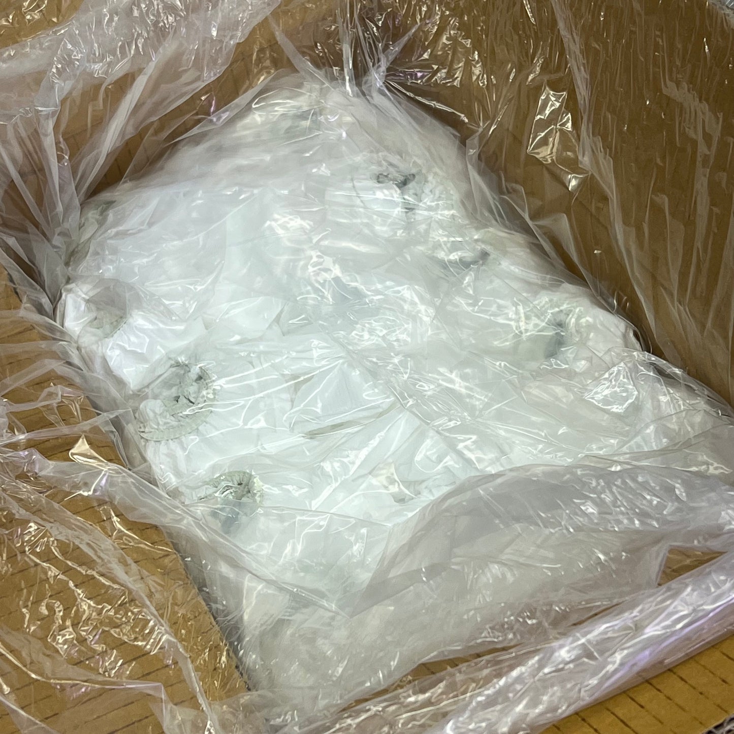 CRITICAL COVER (75 PAIRS) AlphaTrak Disposable Shoe Covers White SH-T1182-B