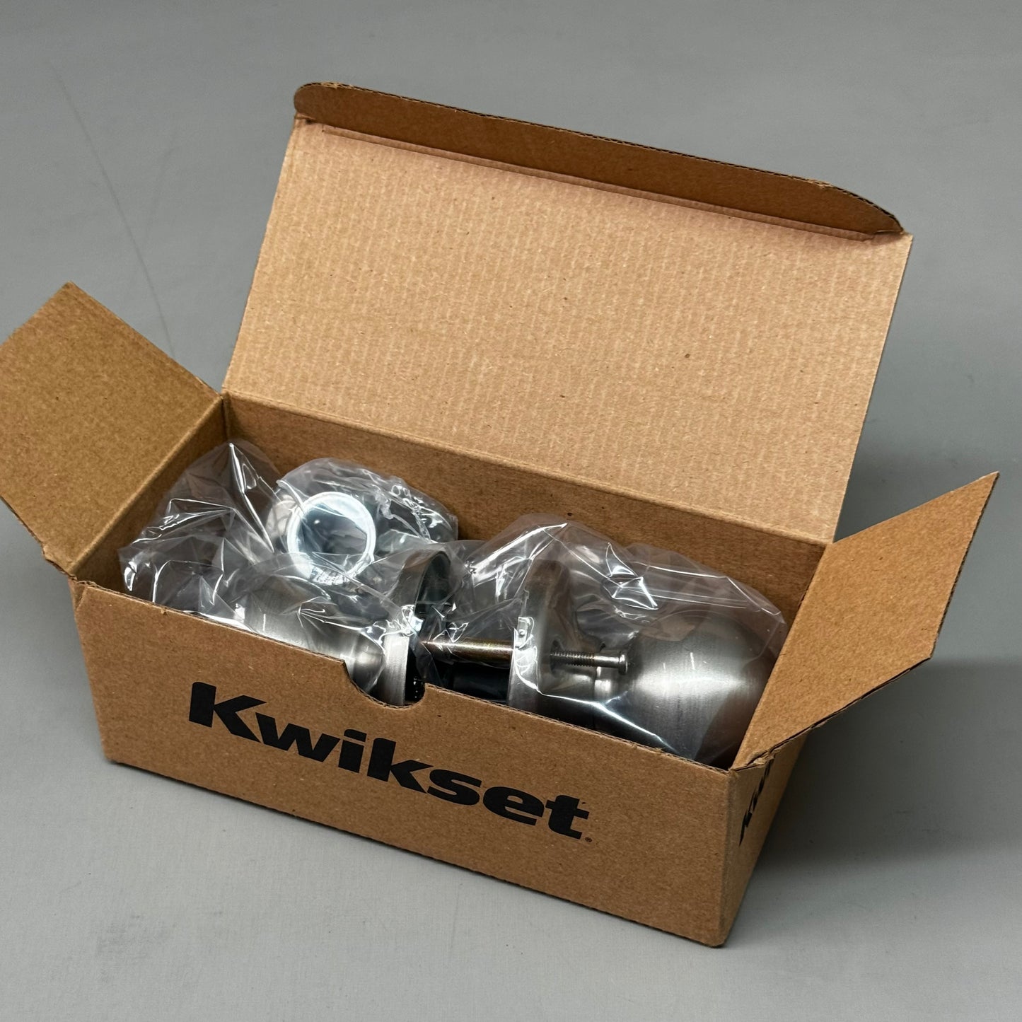 KWIKSET Polo Passage Hall/Closet Knob 200P 15 6AL Satin Nickel 92001-556