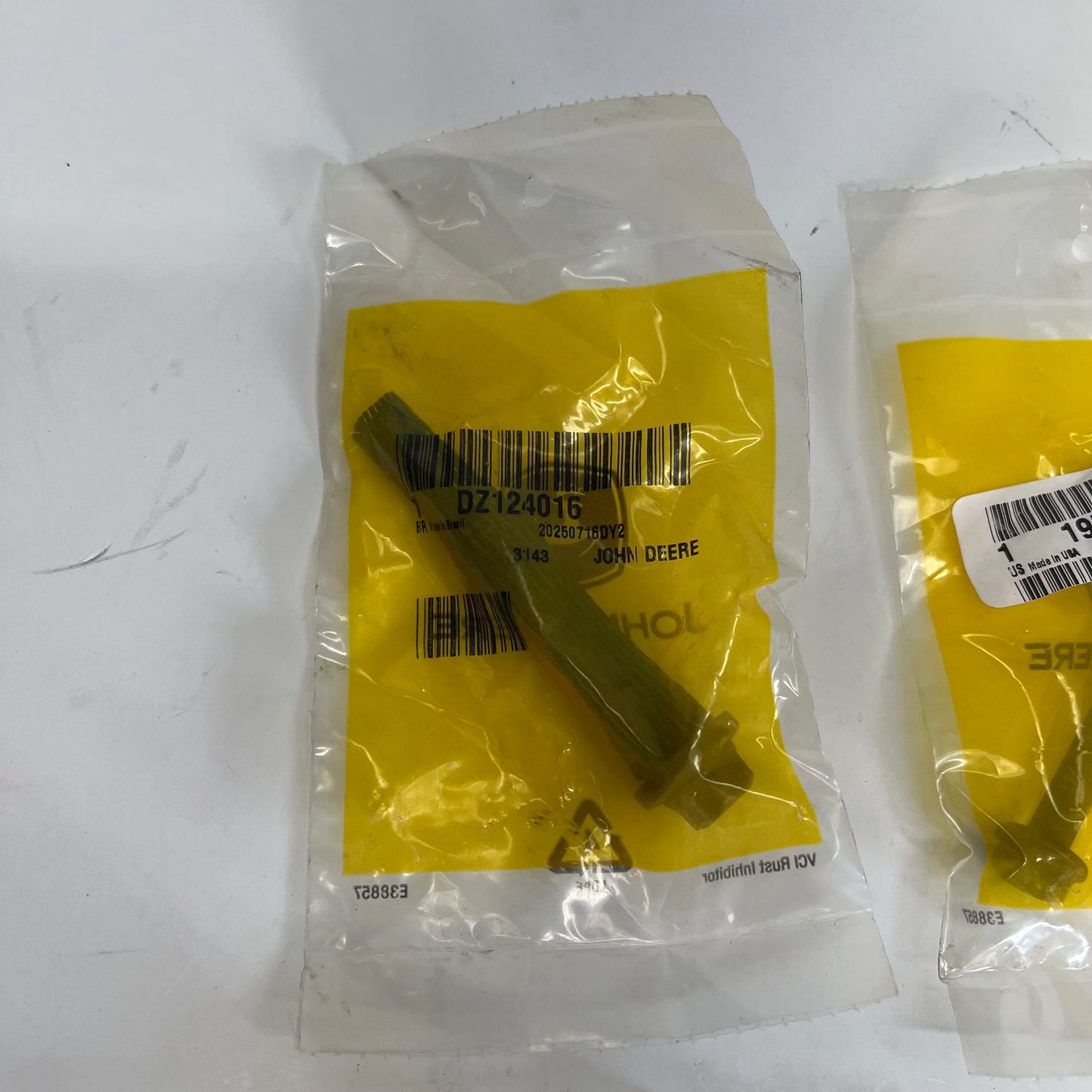 ZA@ JOHN DEERE Genuine Oem Lot of Assorted Hardware, Bolts & Rings