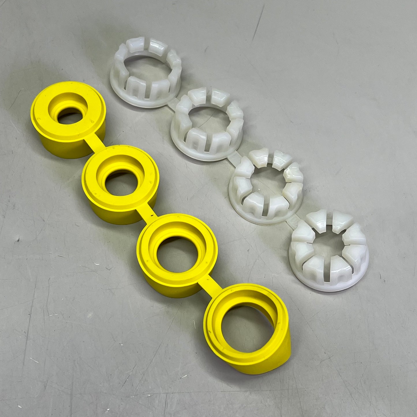 LEVITON Industrial Grade Wet Guard Connector 30 Amp, 250 Volt Yellow 162-29W48