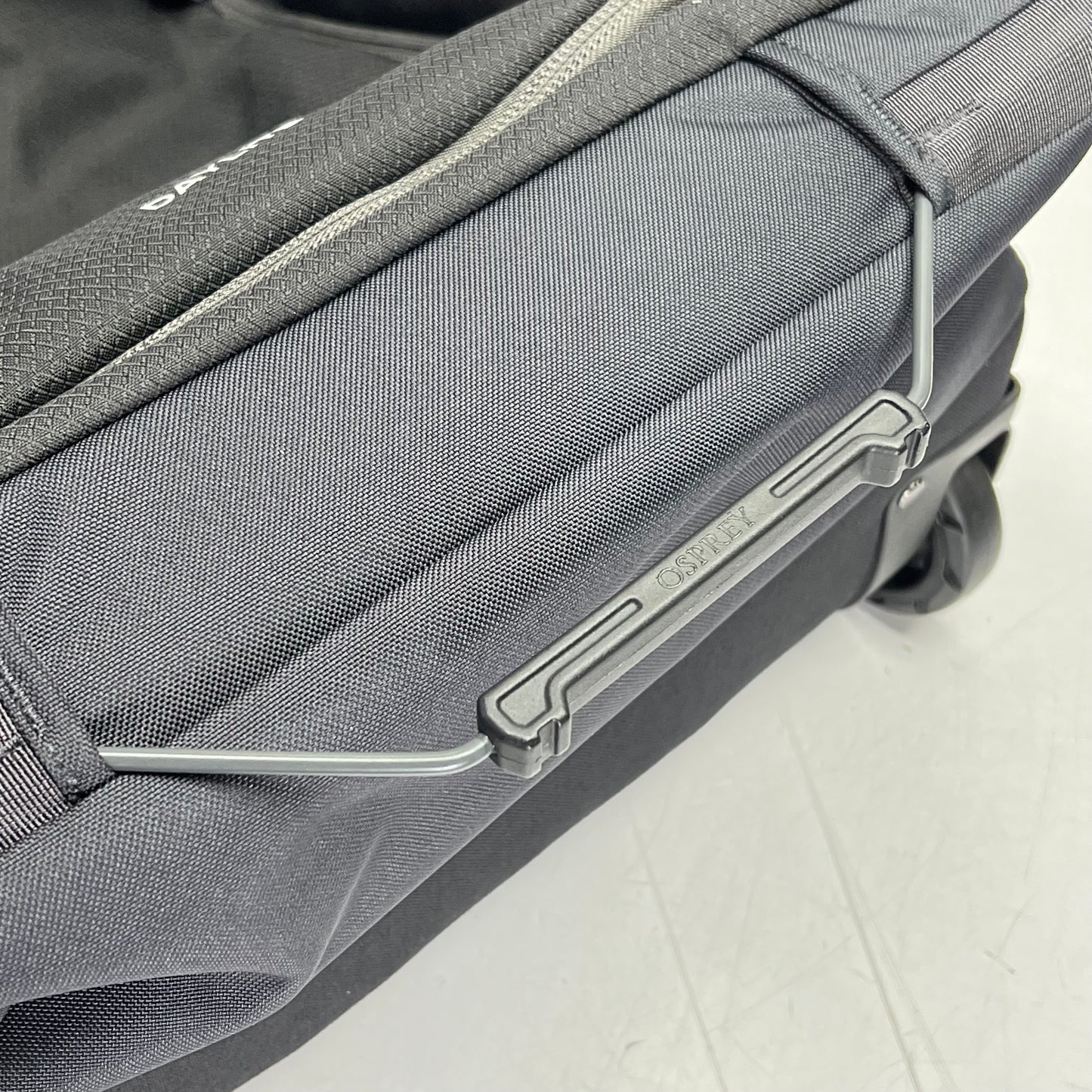 OSPREY Daylite Smooth Wheeled Duffel Lightweight 85L Black/Grey 10006125
