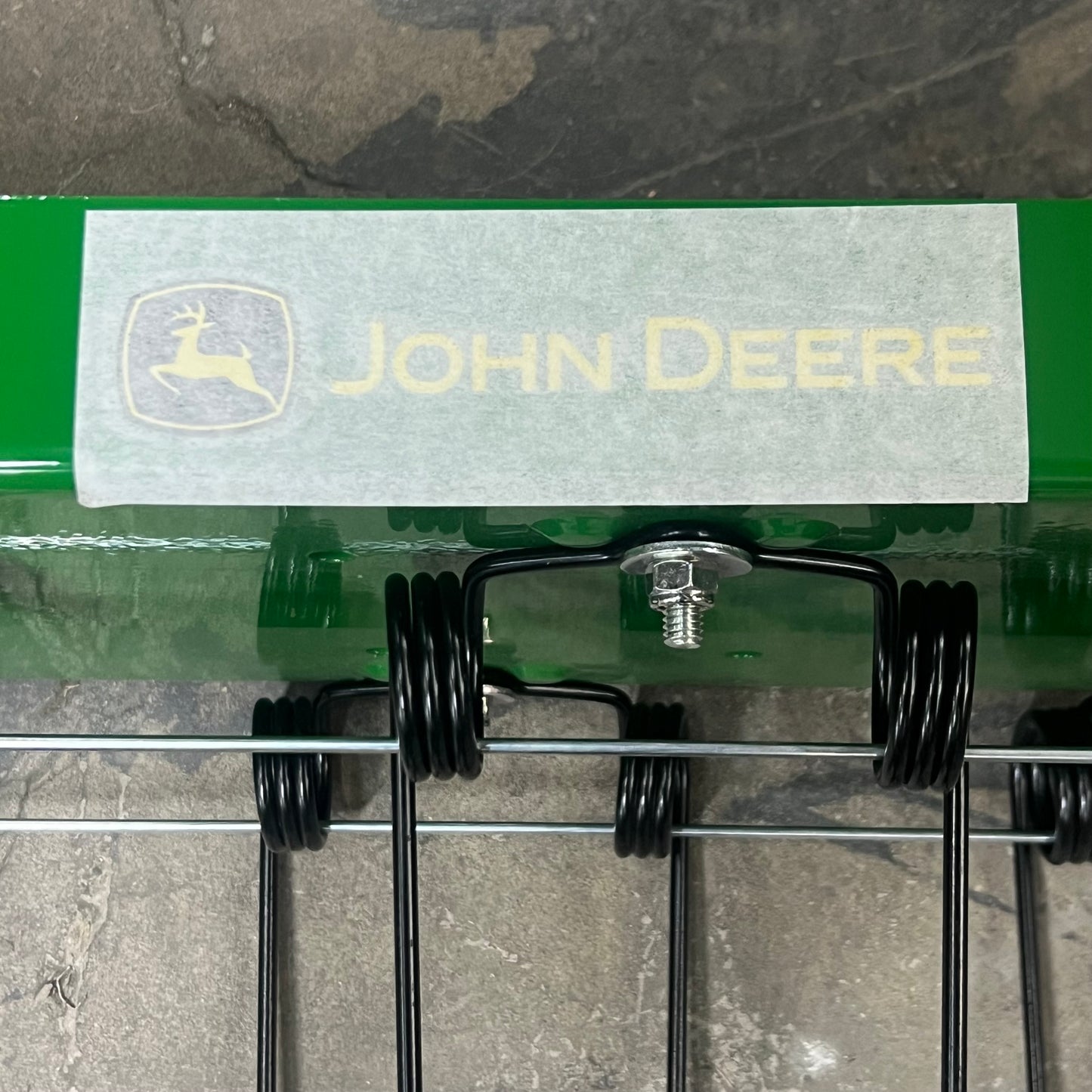 JOHN DEERE Thatcherator  & Spreader 40" Inch w/Manual TA-400JD