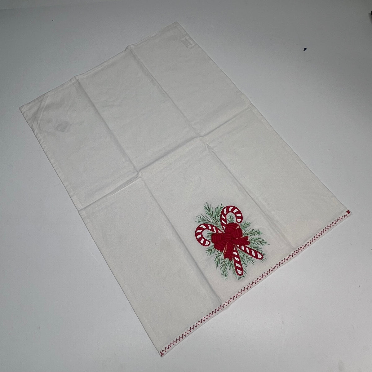 OAKSTREET (2 PACK) Holiday Candy Cane W/ Bow Dish Towel  25"x18" OSW268011