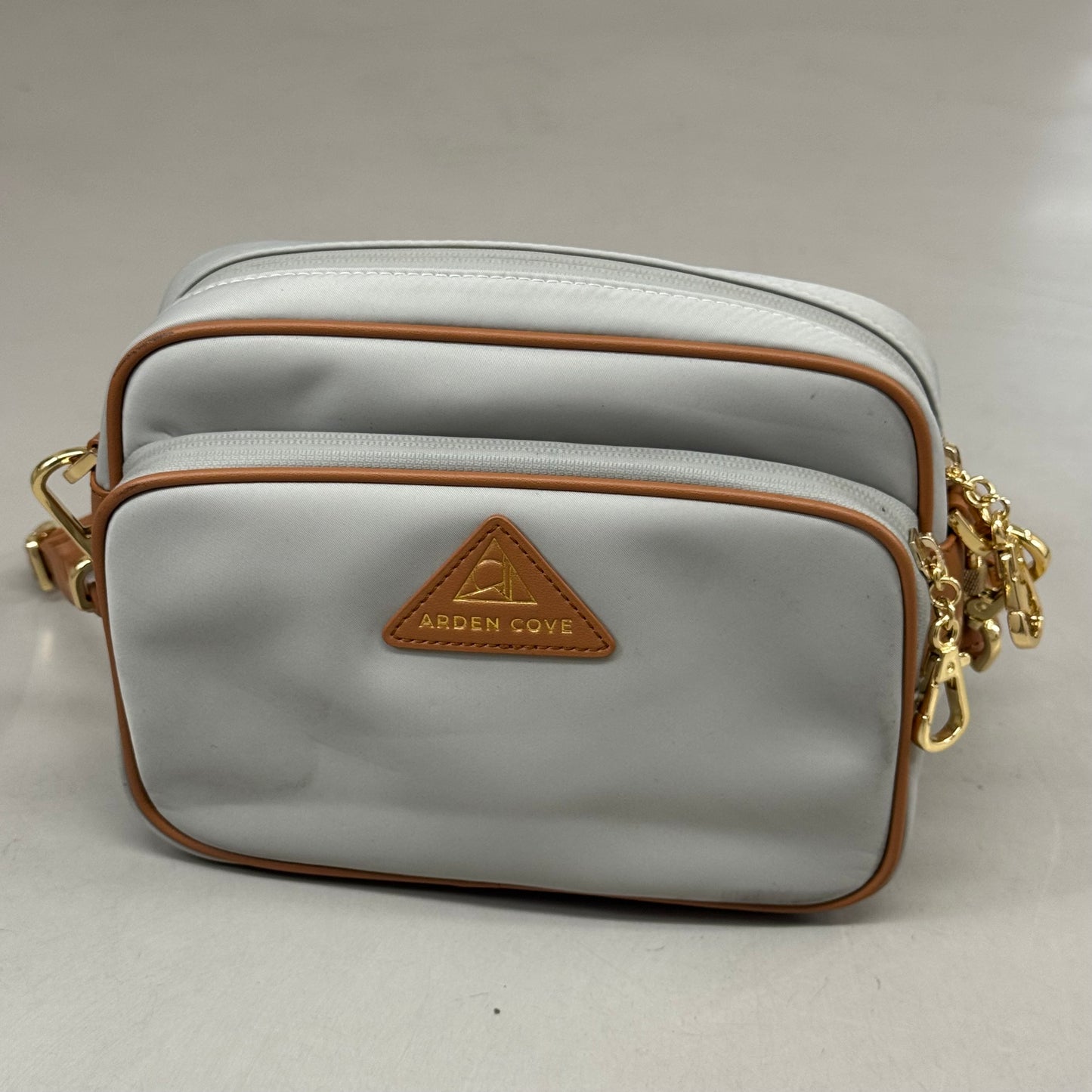 ARDEN COVE Crissy Full Crossbody Nylon Anti-theft Bag W/ Locking Straps Grey (New Without Tags)