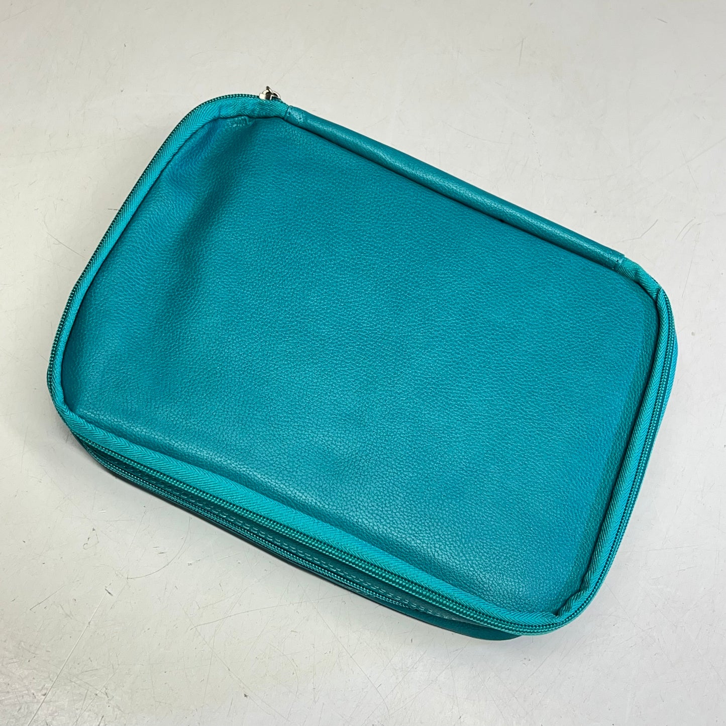CHRISTIAN ART GIFTS Two-fold Faux Leather Organizer Bible Cover 7"x10" Blue