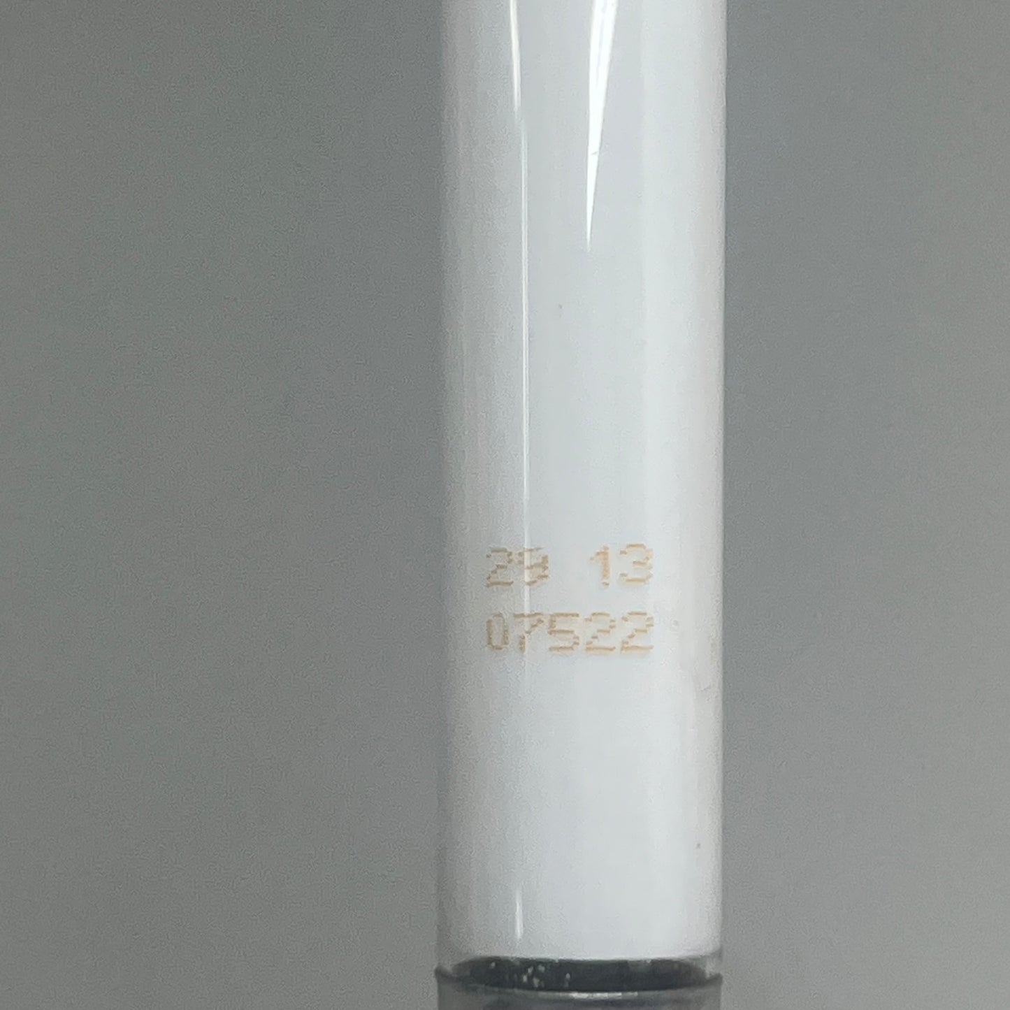 ZA@ GRAINGER 38PK Fluorescent Light Bulb Tube 33.25"Lx.625"D (Some are broken)