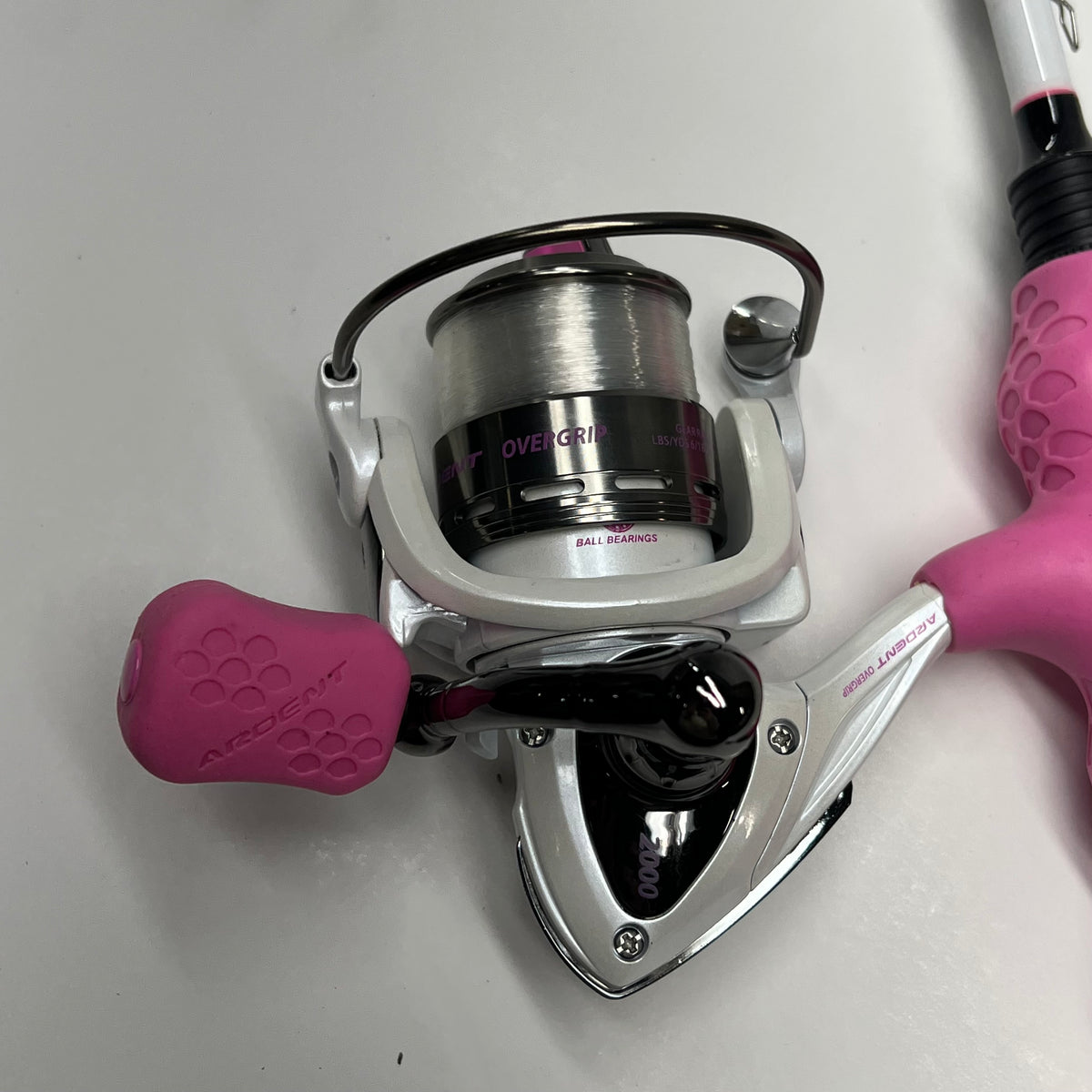 ARDENT Comfort Grip Combo Primo 5.1:1 Gear - 4+1 Ball Bearings 2000 Reel Pink