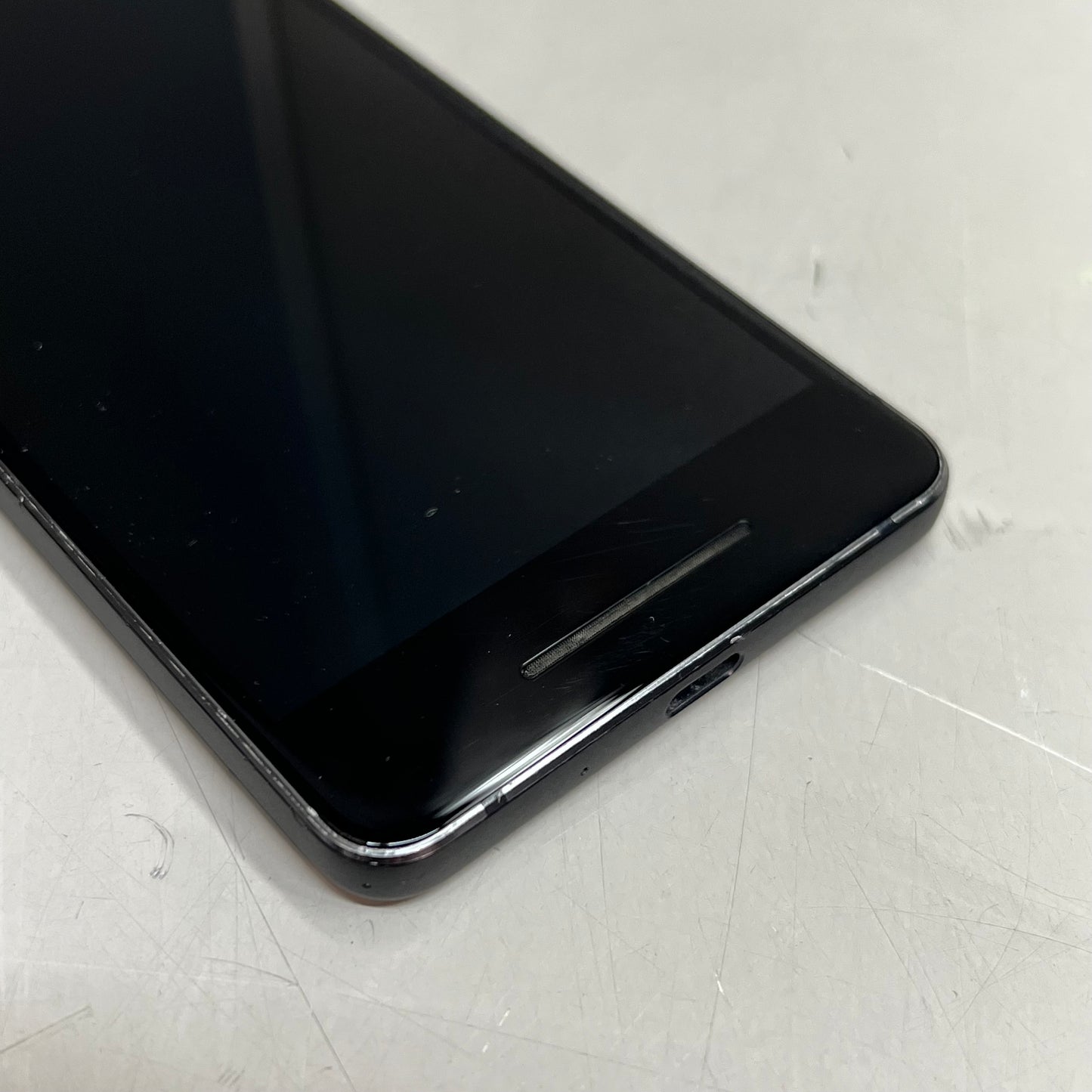 GOOGLE 2017 Pixel 2 64 GB 1080 X 1920 5″ Display Black 034107 (Very Good)