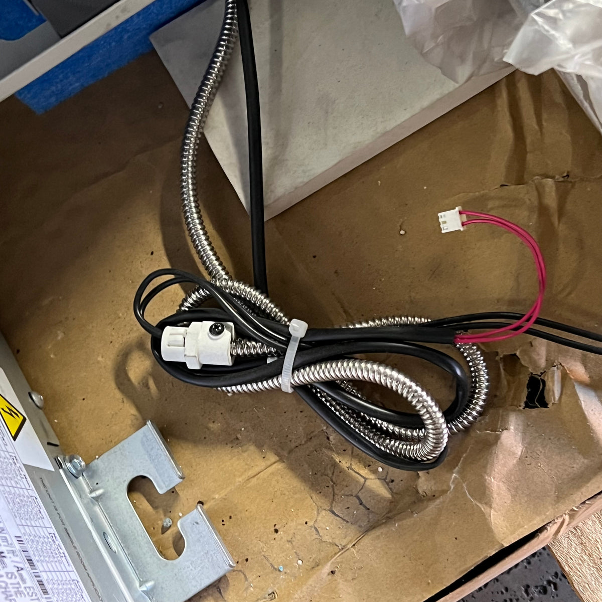 CARRIER Ductless Slim Ducted Heat Pump Fan Coil Unit 208-230 VAC 45MBDAQ12XH3