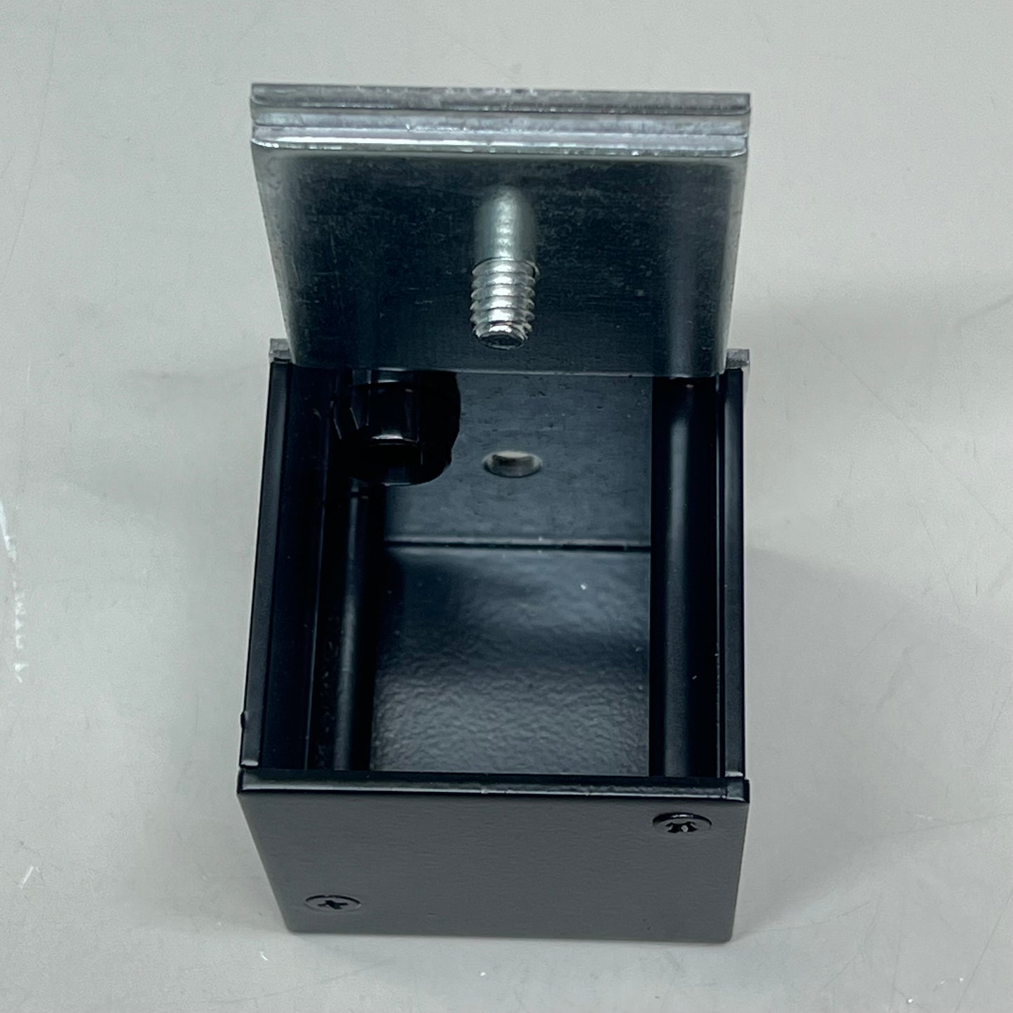 CONTECH Leviton Lux Beam Connector Track System Black Finish LBC22-1-B