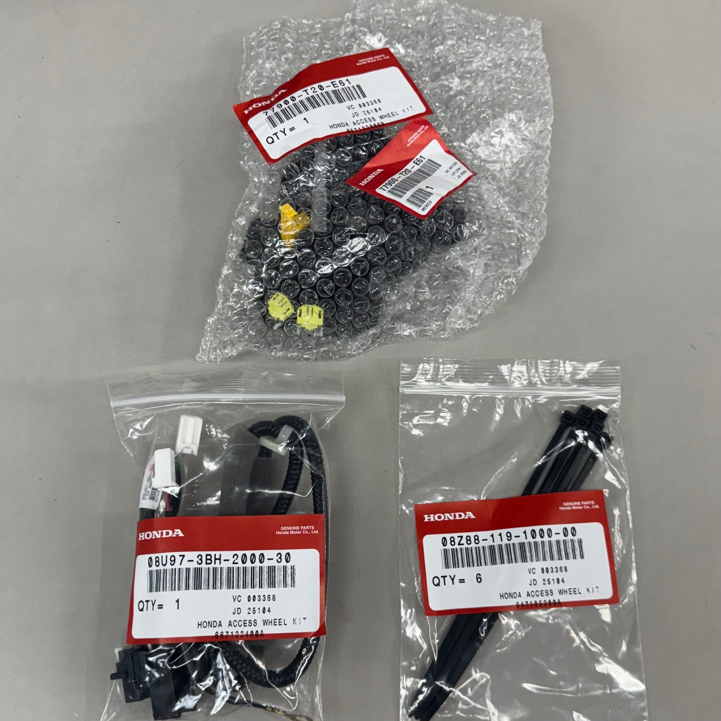 HONDA (16 Piece) Access Wheel Kit Set For Honda Acura 08U97-3BH-220B