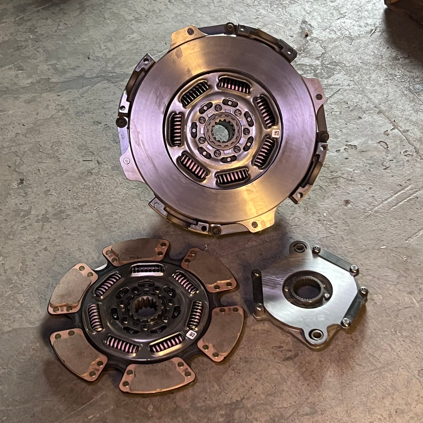 EATON Heavy Duty 15.5" Adjustment Free Clutch CLMT1400 EN-US (New Other, Distressed Box)