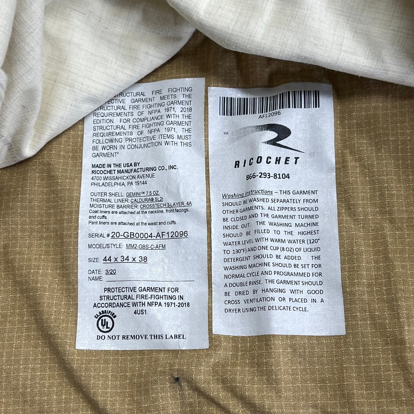 RICOCHET M2 Usaf Coat 44 X 34 X 38 Tan/Reflective MM2-GBS-C-AFM (Pre-Owned)