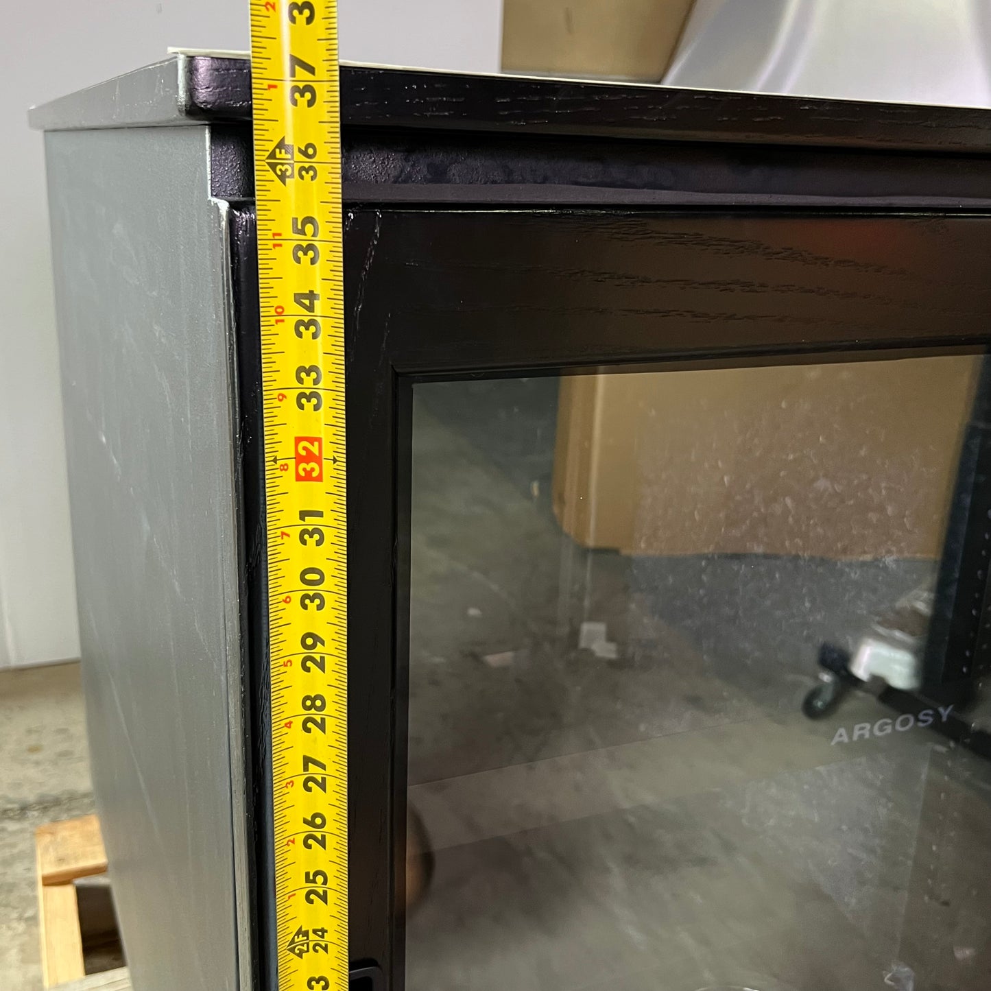 ARGOSY IsoBox PRO12 w/ Right-Hand Door Swing Black Satin on Oak Trim