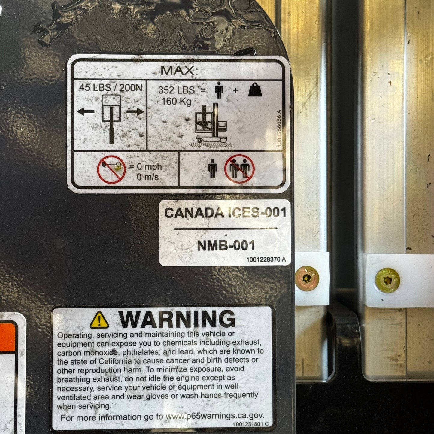 JLG Powered Portable Lift Max 352 Lbs  72"H x 50"W Grey NMB-001