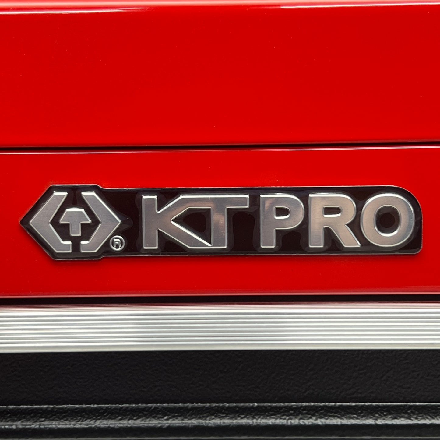 KT PRO Toolbox Red Metal 11.5"x8.25"x21" Red B87401-3 Damaged and Dented