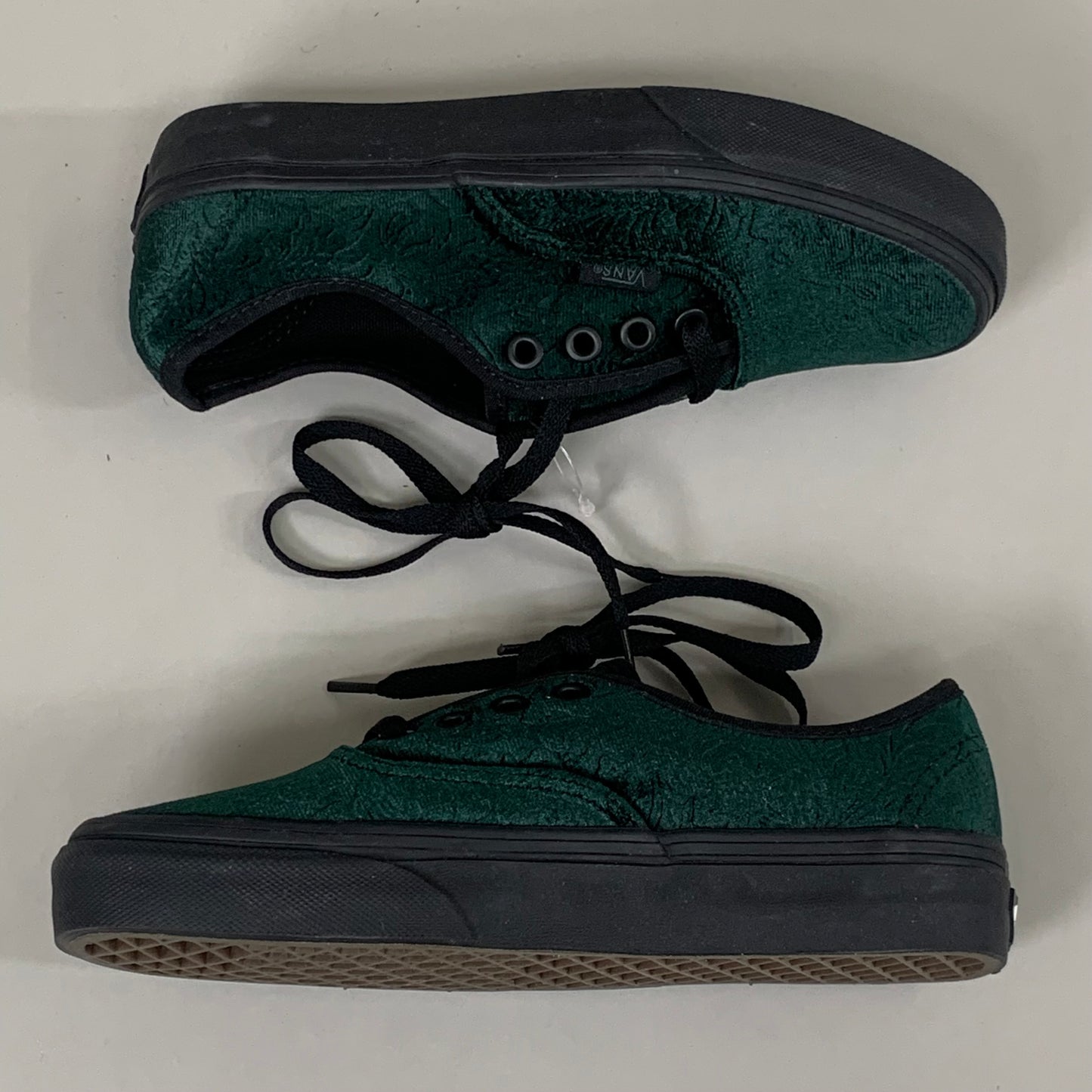 VANS Paisley Pattern Velvet Sneaker Mens SZ 4 Womens SZ 5.5 Black/Jungle Green