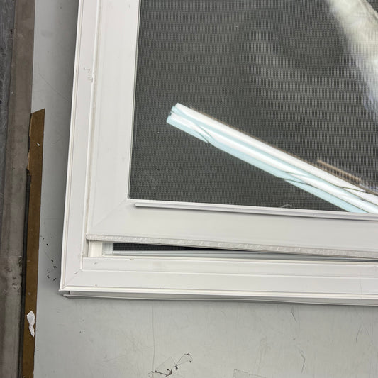 ZA@ JELD-WEN V-2500 Series Single Hung Vinyl Low-E 35.75" X 37.5" White LT2308 (As-Is)