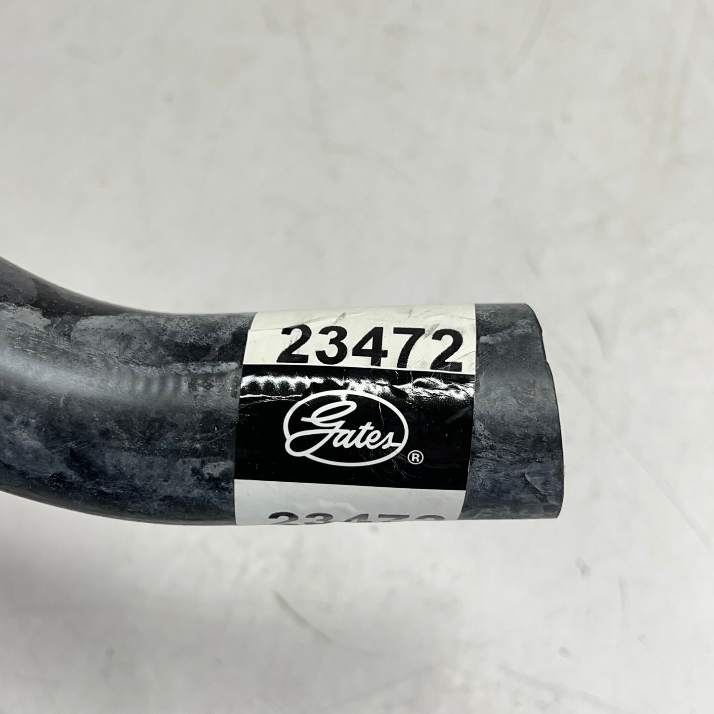 GATES Coolant Hose for Chevrolet, Pontiac & Saturn  17-5/16" L Black 23472