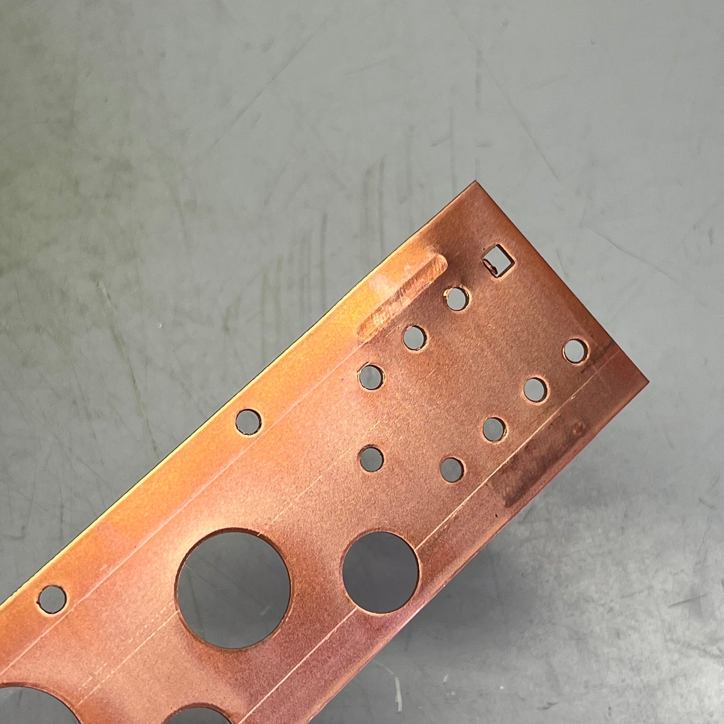 HOLDRITE (10 PACK) Heavy Gauge Copper Stub Bracket 1/2",3/4",1-1/4" 26" L  107-26