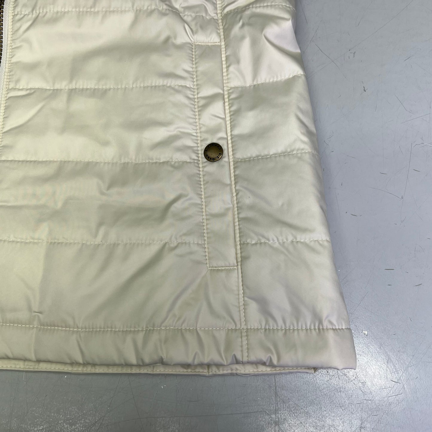 L.L. BEAN Mountain Classic Puffer Vest Women's Sz L Reg Shore/Paperwhite 513527