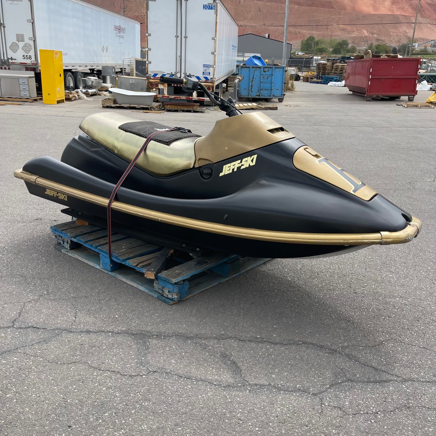 Z@ KAWASAKI Personal Watercraft (Waverunner/Jet Ski/Sea-Doo) Black & Gold w/ Custom "Jeff-Ski" Print (AS-IS)
