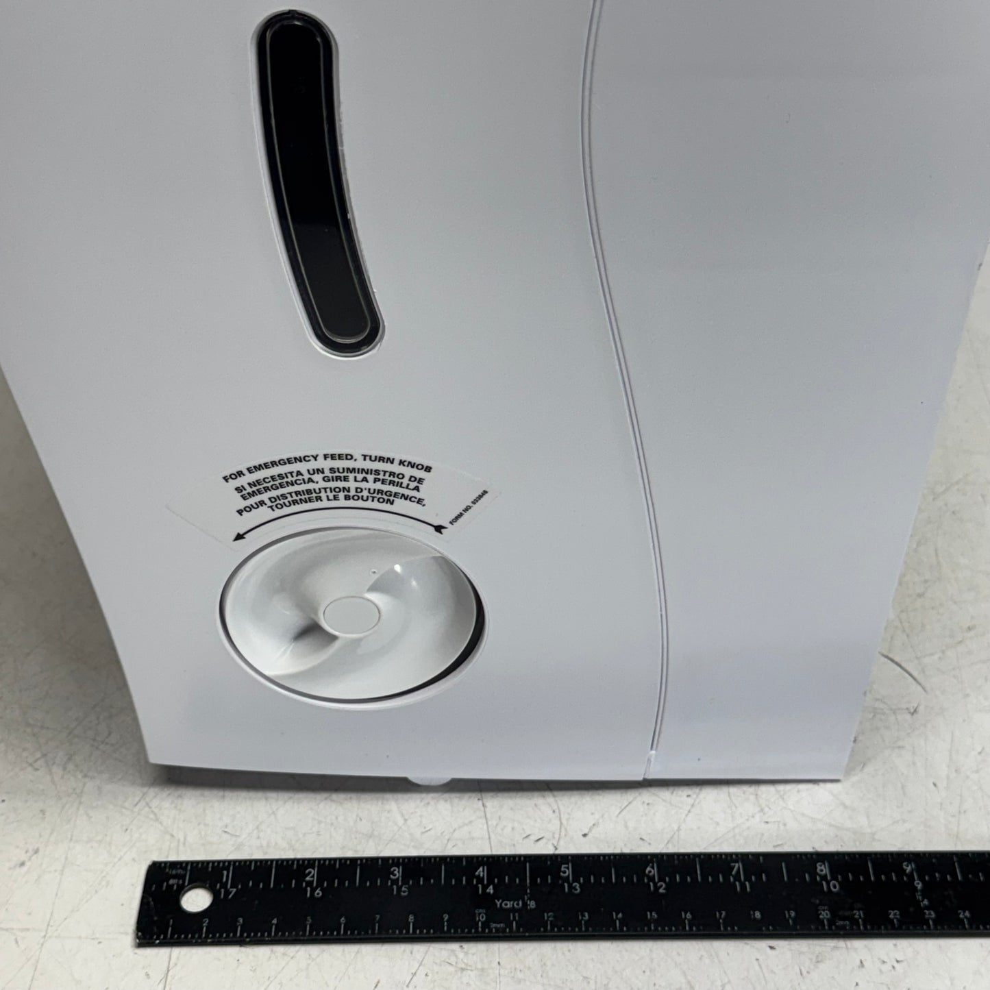 SCOTT Essential Manual Hard Roll Towel Dispenser Sz 12.6" x 16.4" x 10.1", White 46254