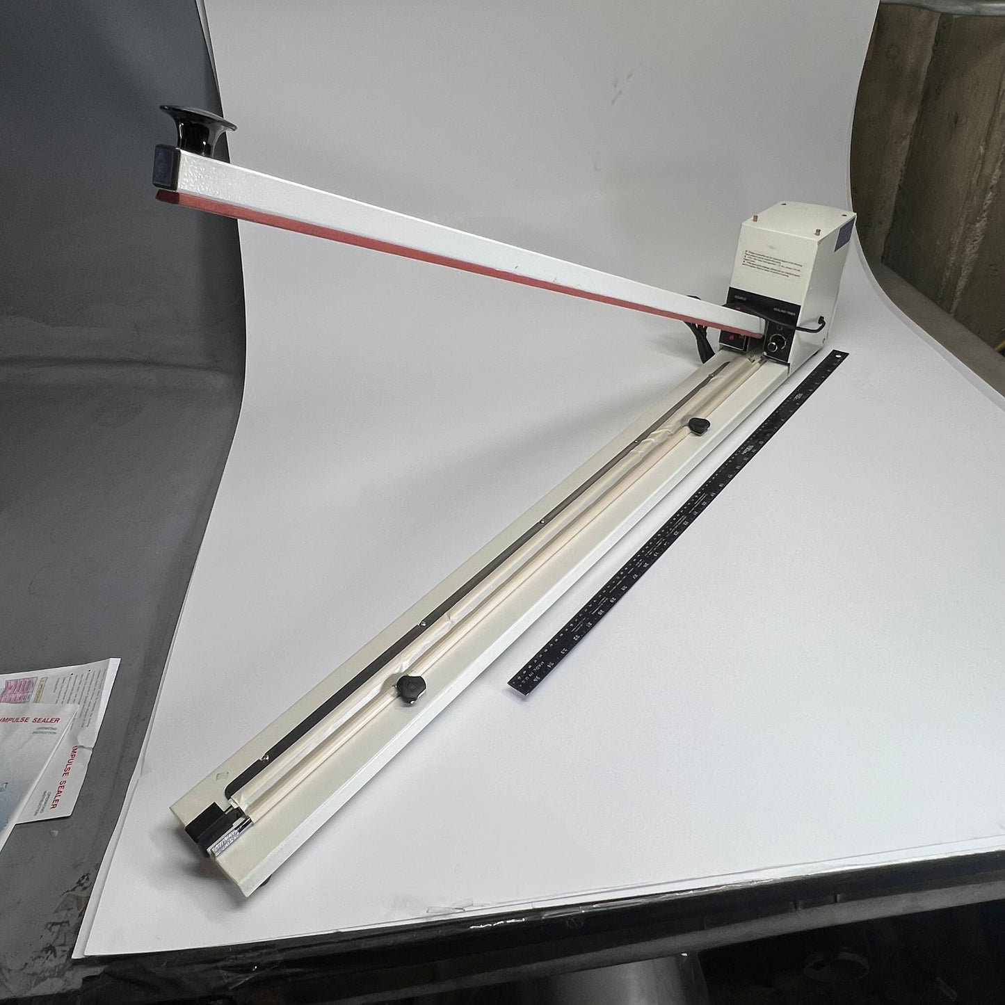 ZA@ Manual Impulse Heat Sealer Efficient Bag Sealing 40" Grey HI-1000 (As-is)
