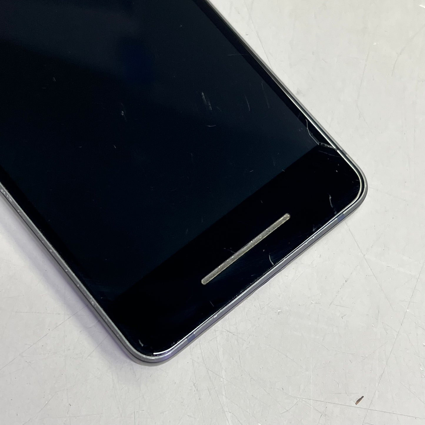 GOOGLE 2017 Pixel 2 64 GB 1080 X 1920 5″ Display Black 034107 (Pre-Owned)