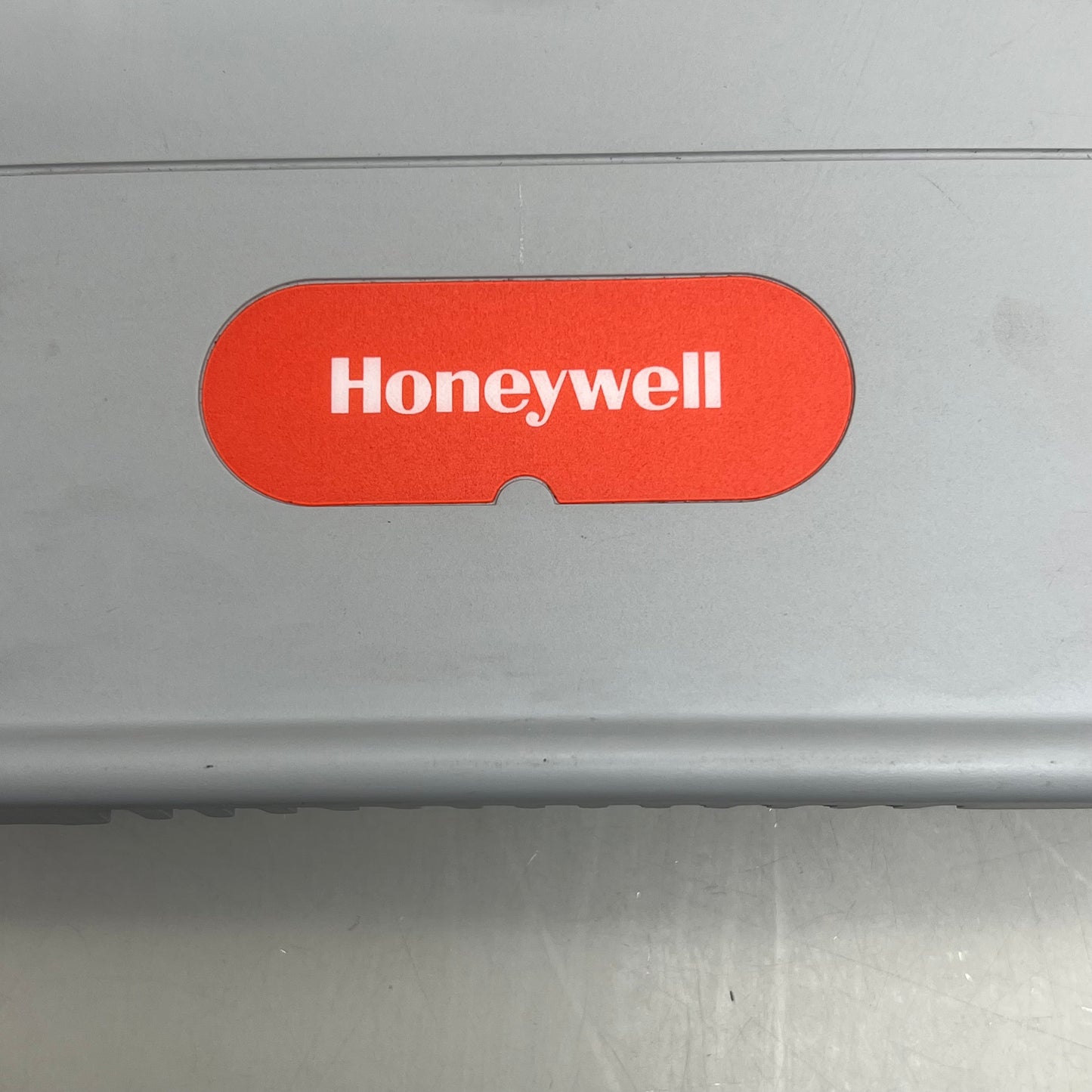 HONEYWELL TrueZone Panel Module for HVAC Systems As-is Slightly Used (see images) 11.5"x8"HZ322