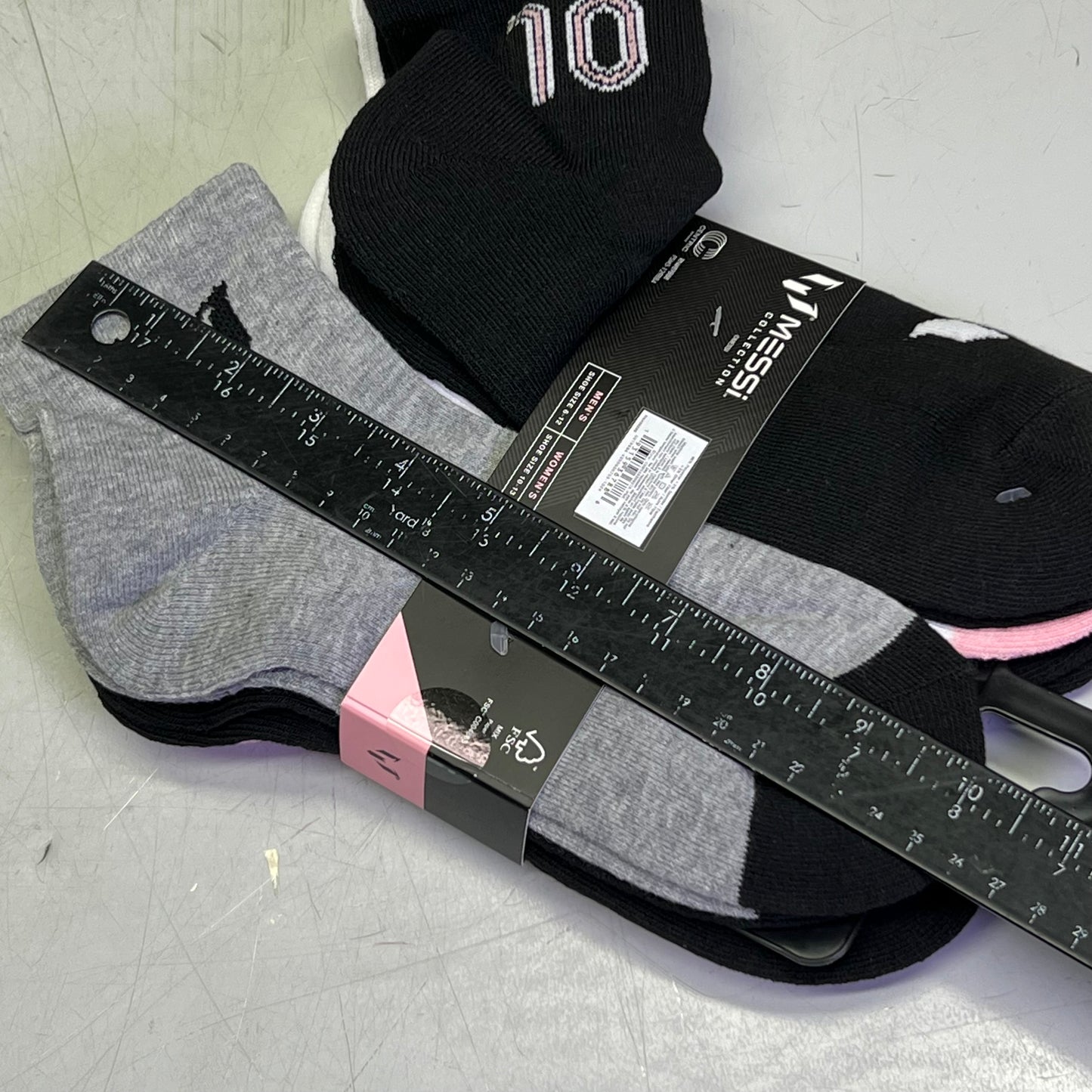 MESSI COLLECTION (6 PAIR) Socks Cushioned Quarters Men's Sz 6-12, Pink & Black