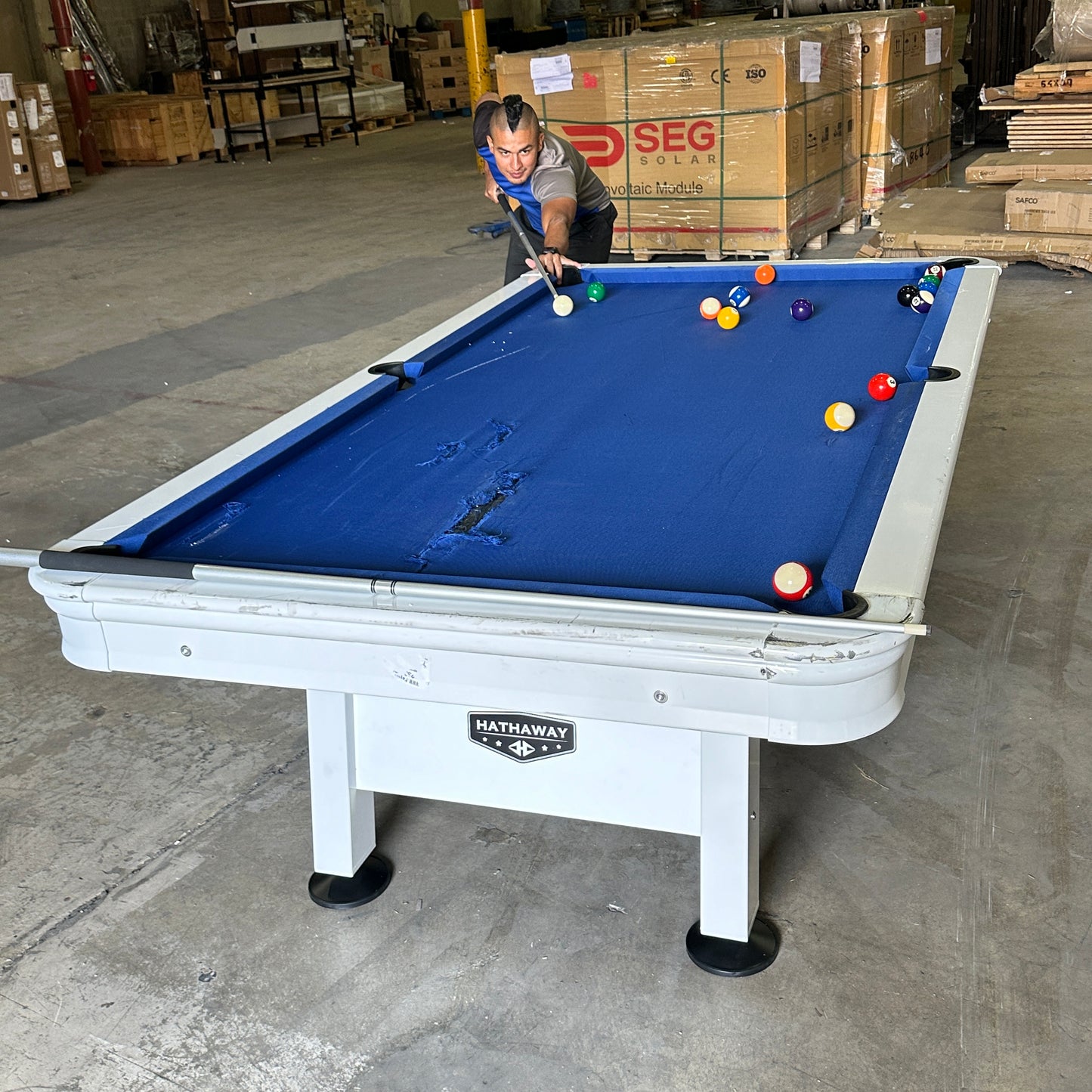ZA HATHAWAY Pool Table Blue/White 55"x96" (Damaged Felt) PayWut