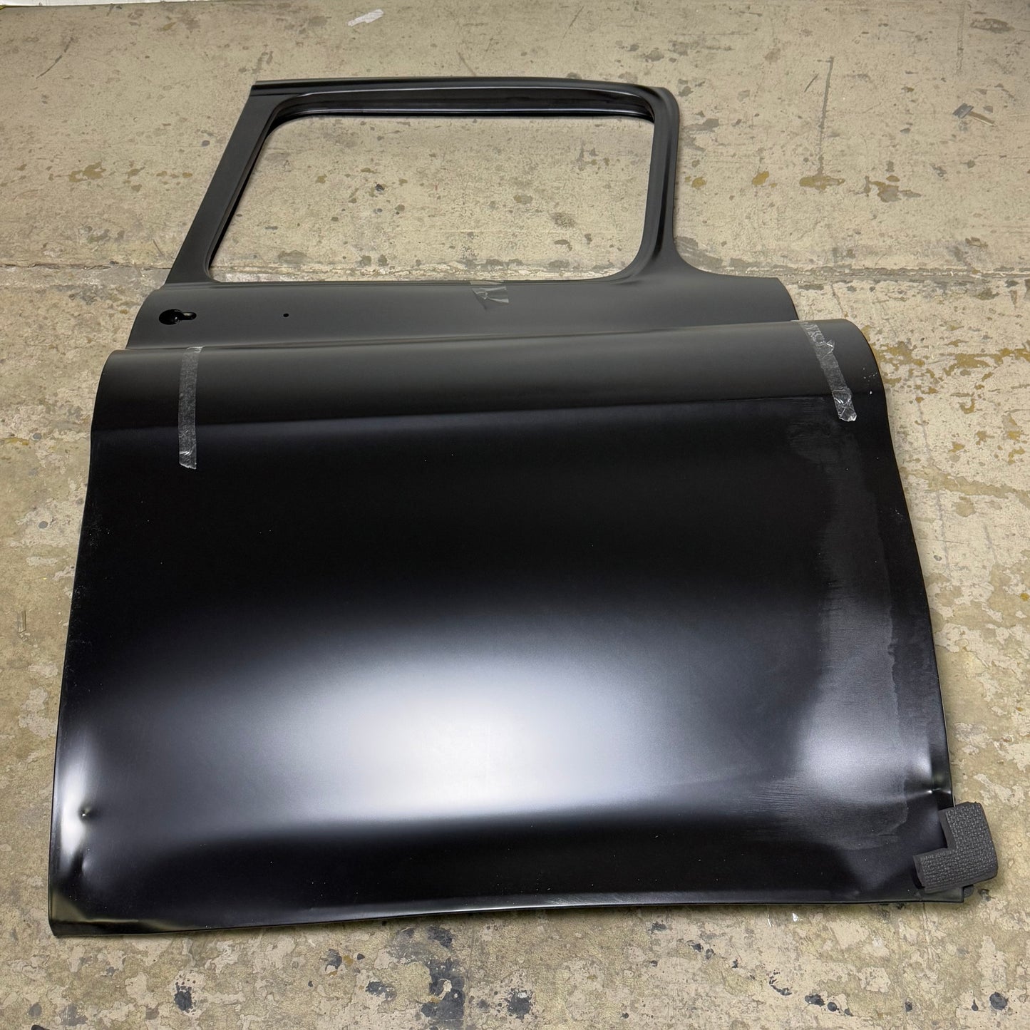 ZA@ CLASSIC Auto Metal Direct X500-4055-R Door Shell 1955-1959 GM Truck Passenger Side Sz 53”Hx38”W (AS-IS, Damage)