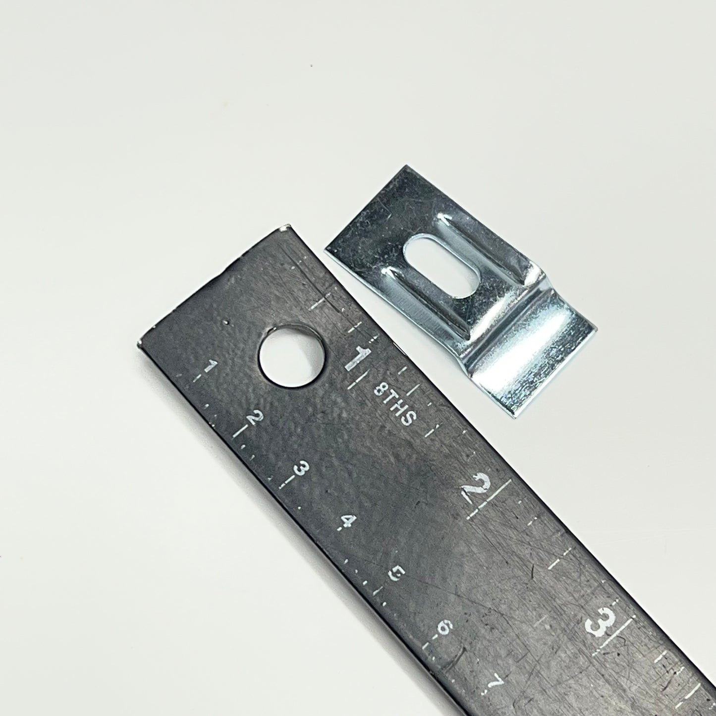 ZA@ OOK INDUSTRIAL (100 PACK) Z-shape Brackets Secure Stretched Canvases or Panels Into Picture Frames Silver 54803B