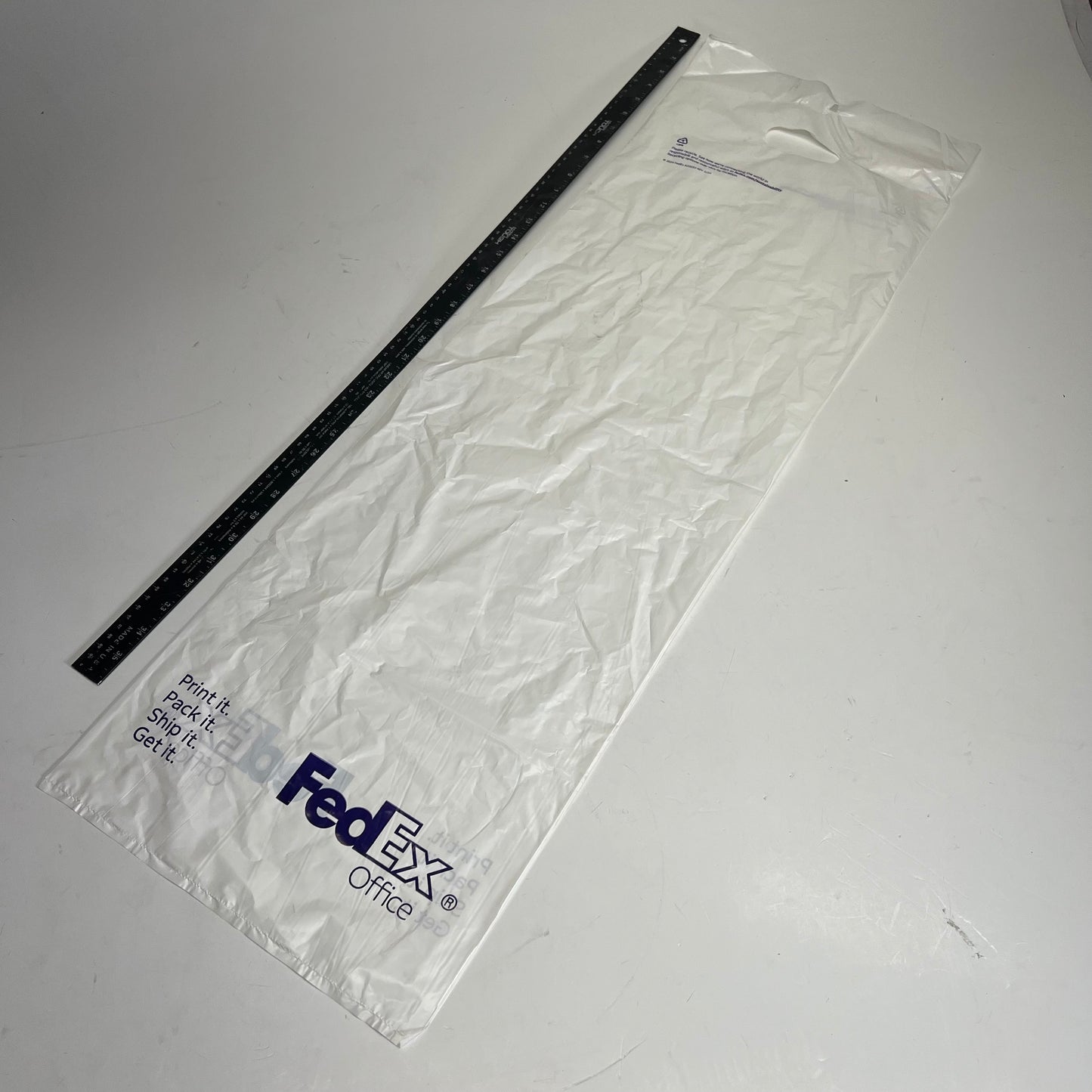 ZA@ FED EX OFFICE (250 PACK) Long Plastic Bags W/ Carry Handle 38"x12.5" White