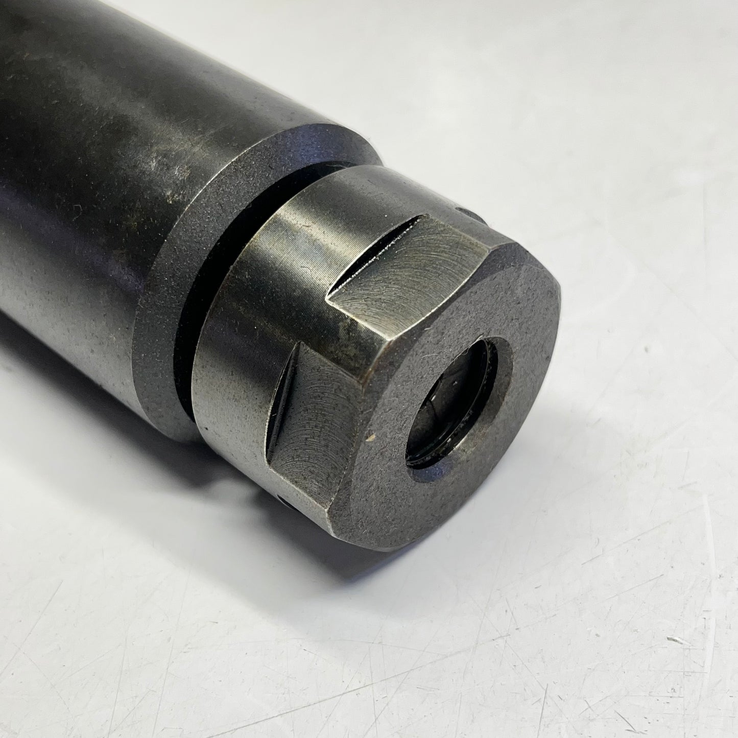 Taper Shank Tool Holder & Pull Stud For CNC Milling Machine  ~1" Hole Dia (Used)