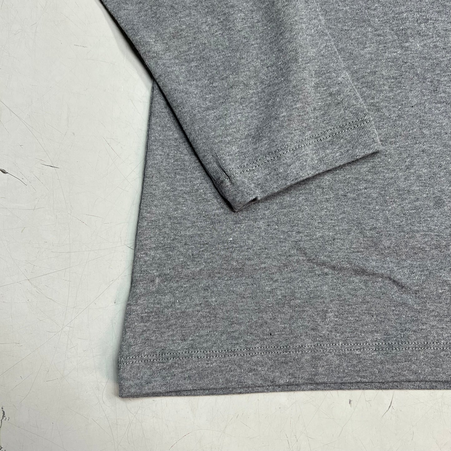 NOBLE OUTFITTERS Tug-Free Long Sleeve Crew Womens Sz 2XL Charcoal Heather 21582W