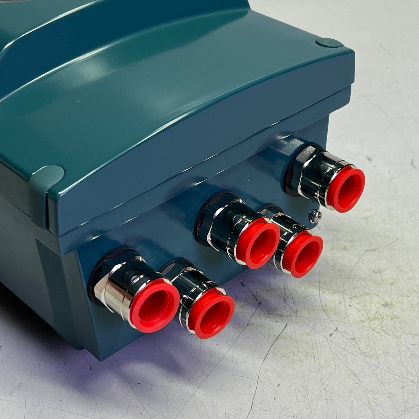 YOKOGAWA Magnetic Flowmeter Remote Transmitter AXG1A U12A00953  (NEW)