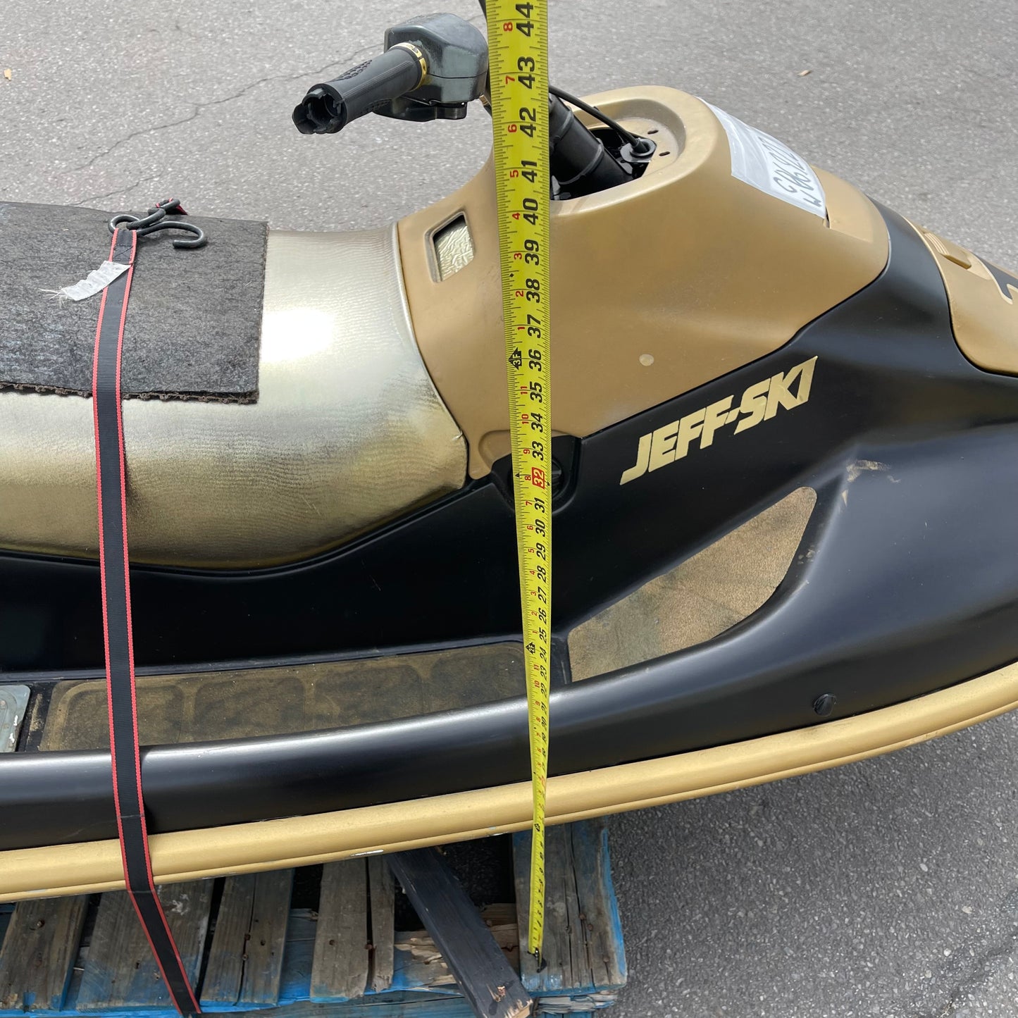 Z@ KAWASAKI Personal Watercraft (Waverunner/Jet Ski/Sea-Doo) Black & Gold w/ Custom "Jeff-Ski" Print (AS-IS)