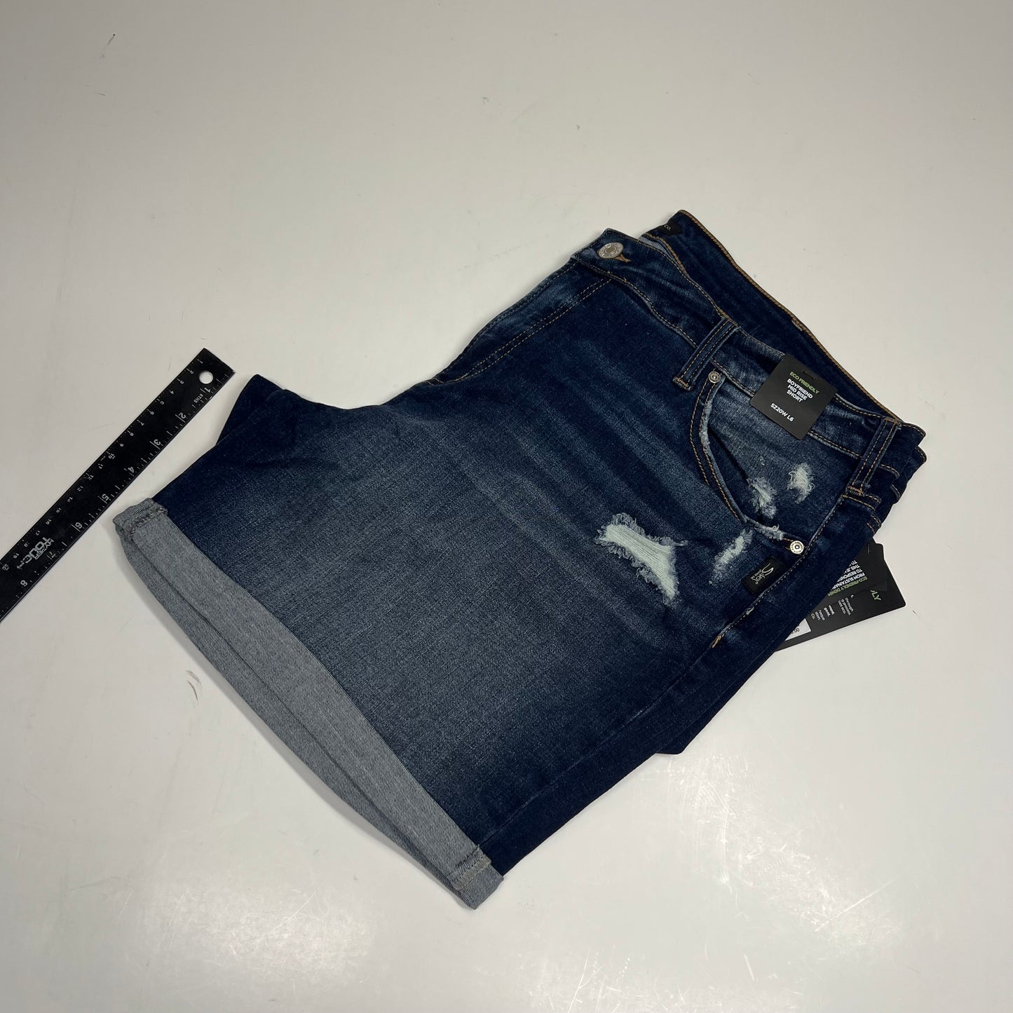 SILVER JEANS CO. Boyfriend Mid Rise Short Women's Sz 20W/6 Indigo W53608ECF428