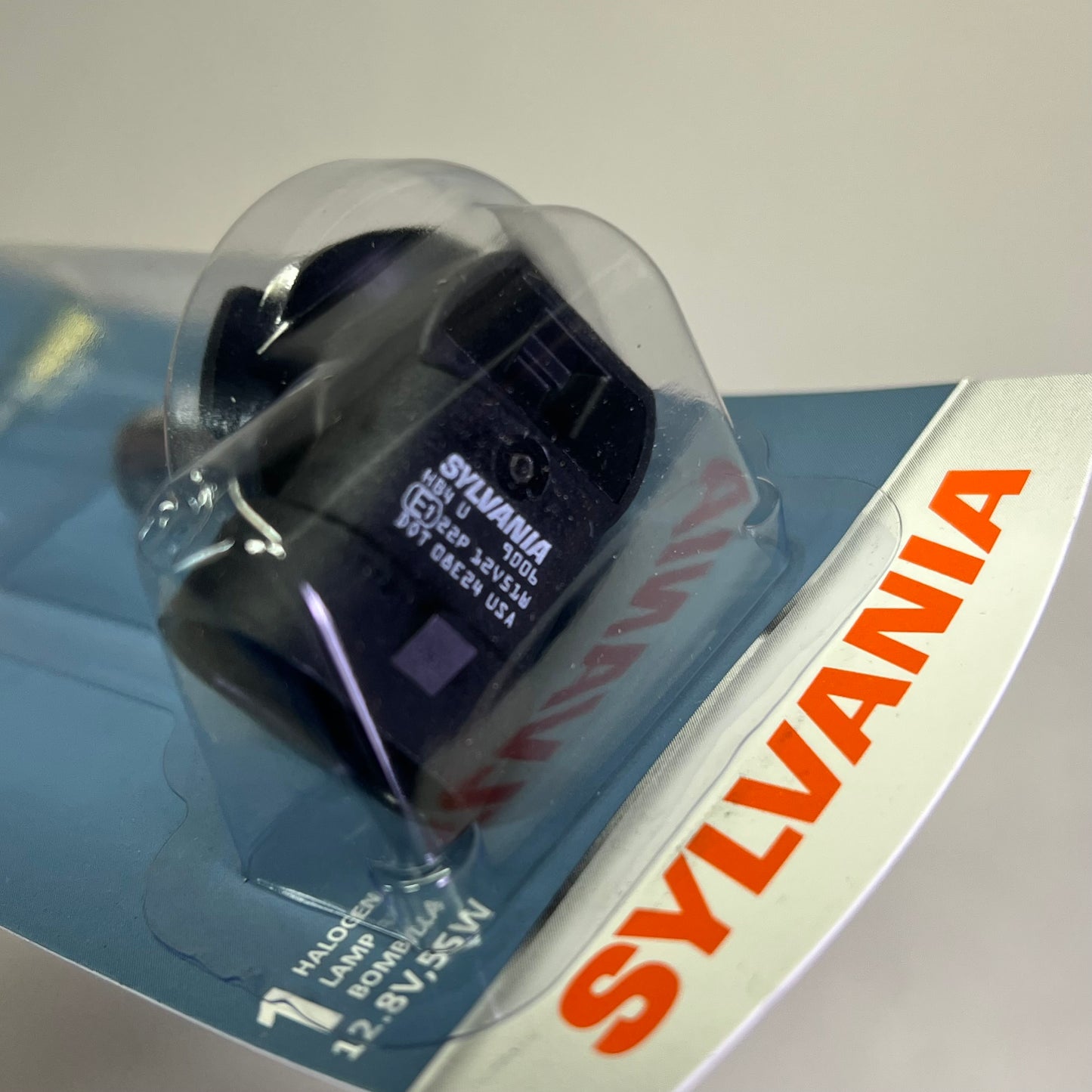 SYLVANIA (2 PACK) Basic Halogen Headlight Bulb OE Quality 12.8V 9006.BP