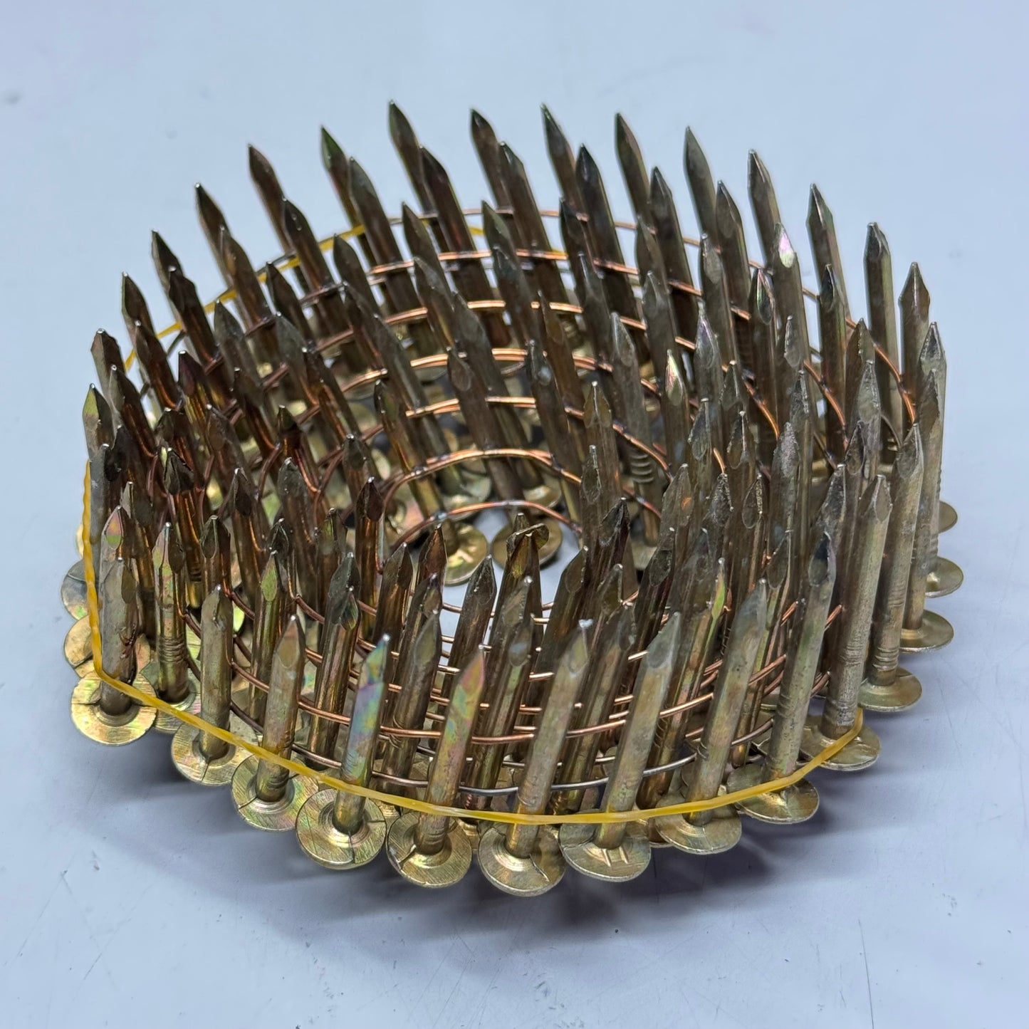 CRISP-AIR (7200 Pcs) Roofing Nails Sz 1 1/4" x .120, Gold 02032