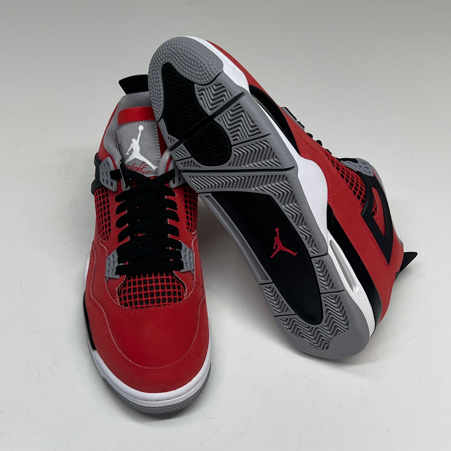 AIR JORDAN 4 Retro Toro Bravo 2026 Men's Sz 11 Fire Red/White/Black FQ8138 600
