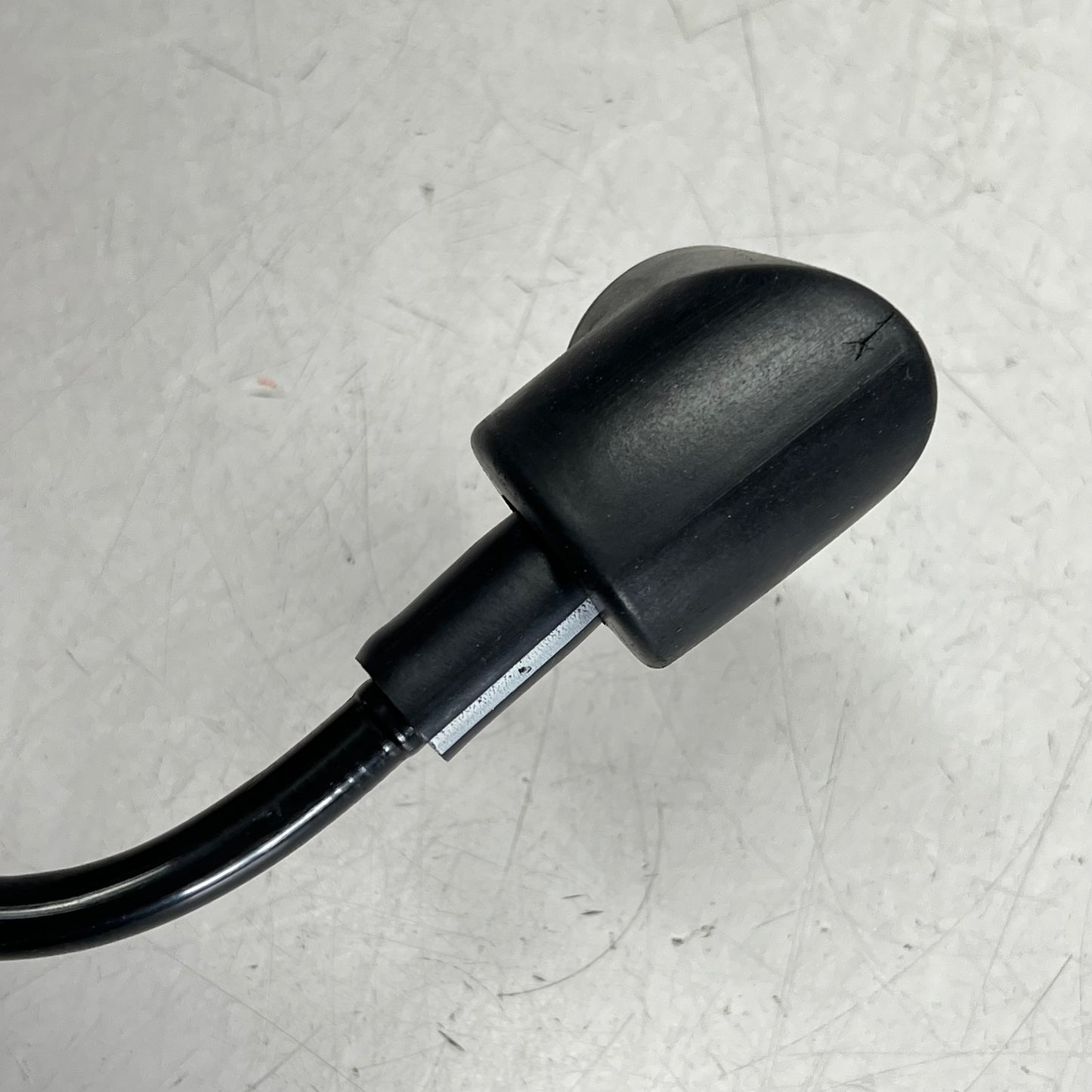 GATES Rubber Emission Control Ventilation Hose  17-3/4" Length Black EMH176